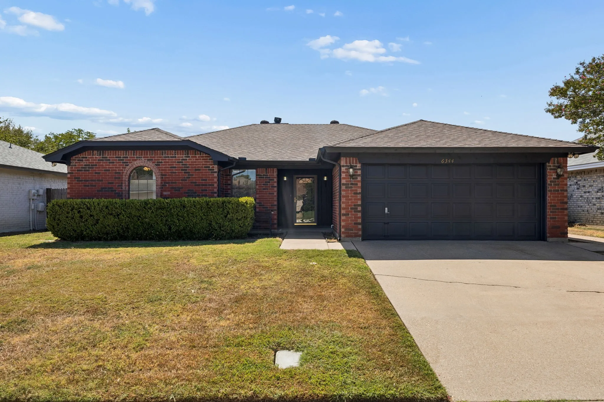 Single Family Residence For Rent