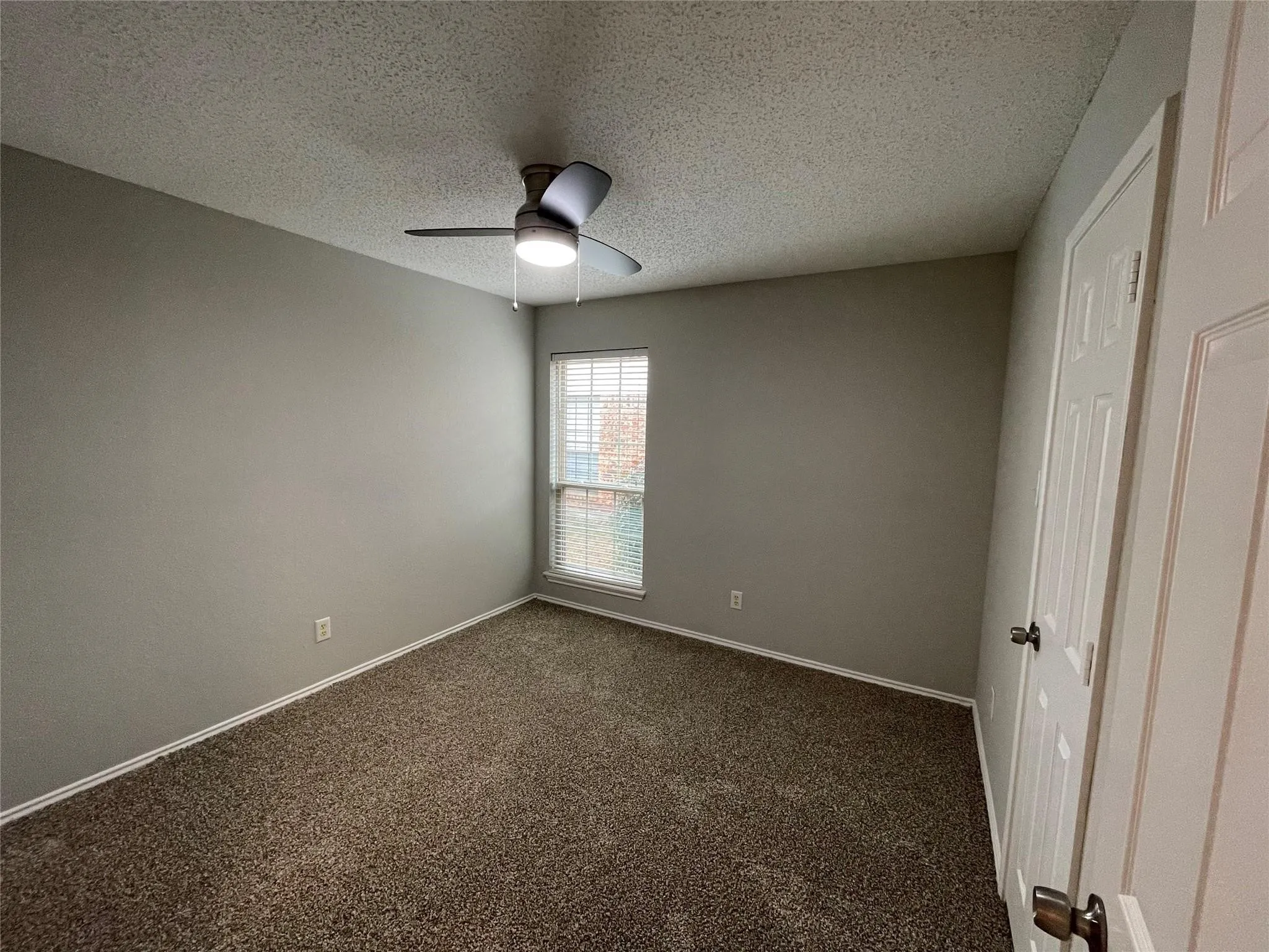 Single Family Residence For Rent in Collin County , 6708 Wesson Drive, Plano, Texas 75023, 4 Bedroom, 2 Bathroom, 2 Garage spaces, 2,165 Sqft, built in 1987, mls#21392779, Real Estate Agent in Plano, Homes For Rent in Collin county, Homes For Rent in Plano, Realtor in Plano Texas, Real Estate Brokerage Independent Realty Texas, Luminita Cordes Realtor