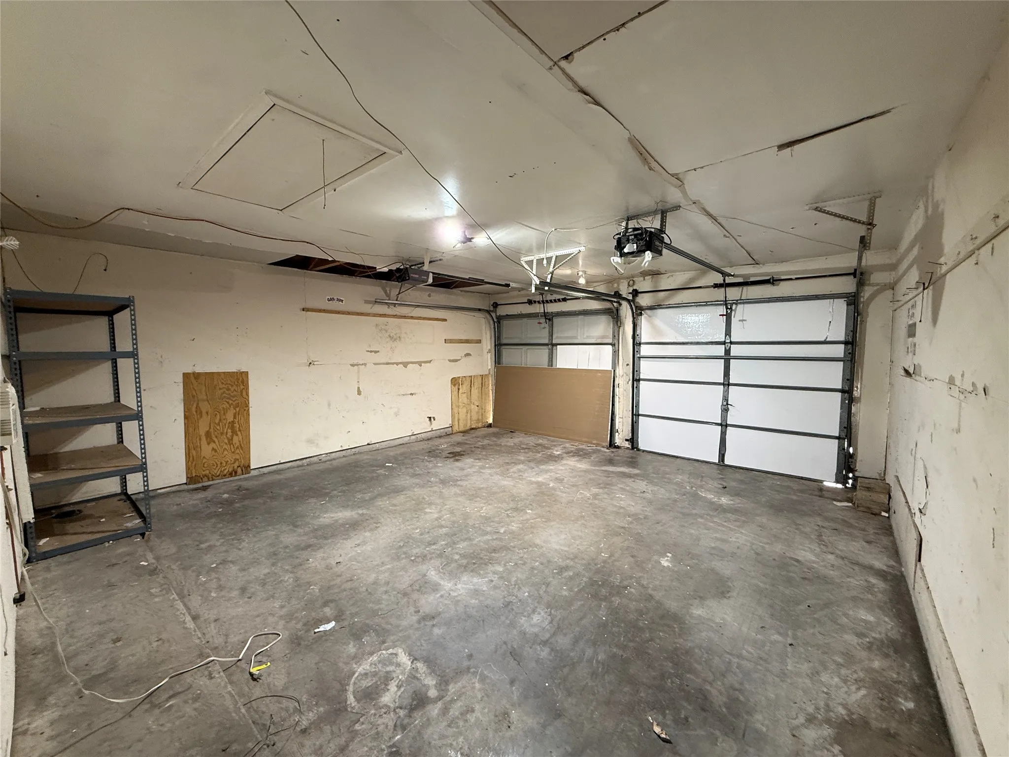 Single Family Residence For Sale in Dallas County , 626 Rosedown Lane, Mesquite, Texas 75150, 4 Bedroom, 2 Bathroom, 2 Garage spaces, 1,951 Sqft, built in 1982, mls#21392790, Real Estate Agent in Mesquite, Homes For Sale in Dallas county, Homes For Sale in Mesquite, Realtor in Mesquite Texas, Real Estate Brokerage Independent Realty Texas, Luminita Cordes Realtor