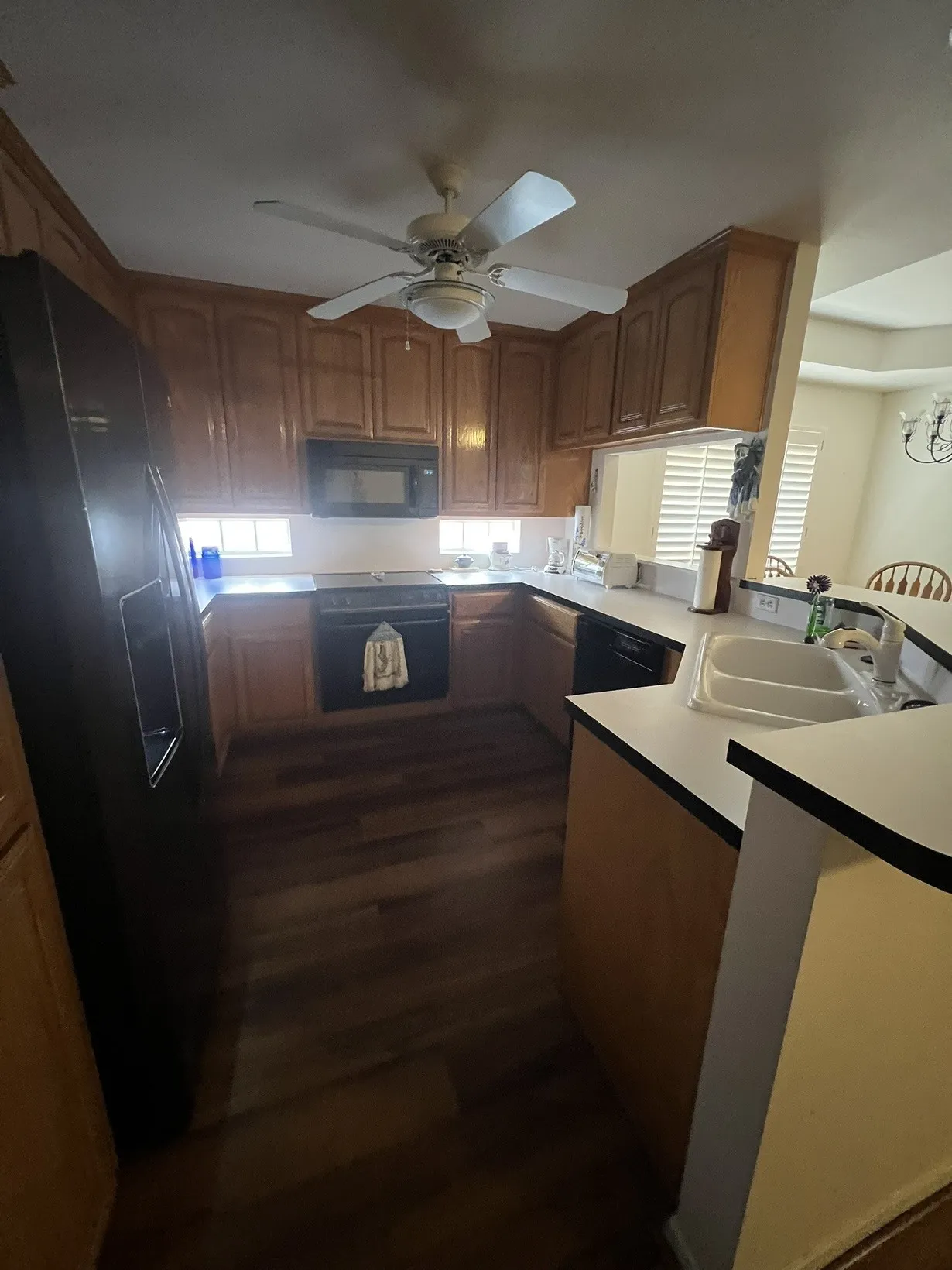 Single Family Residence For Rent in Taylor County , 1041 Lytle Creek Drive, Abilene, Texas 79602, 3 Bedroom, 2 Bathroom, 2 Garage spaces, 1,575 Sqft, built in 1998, mls#21392772, Real Estate Agent in Abilene, Homes For Rent in Taylor county, Homes For Rent in Abilene, Realtor in Abilene Texas, Real Estate Brokerage Independent Realty Texas, Luminita Cordes Realtor