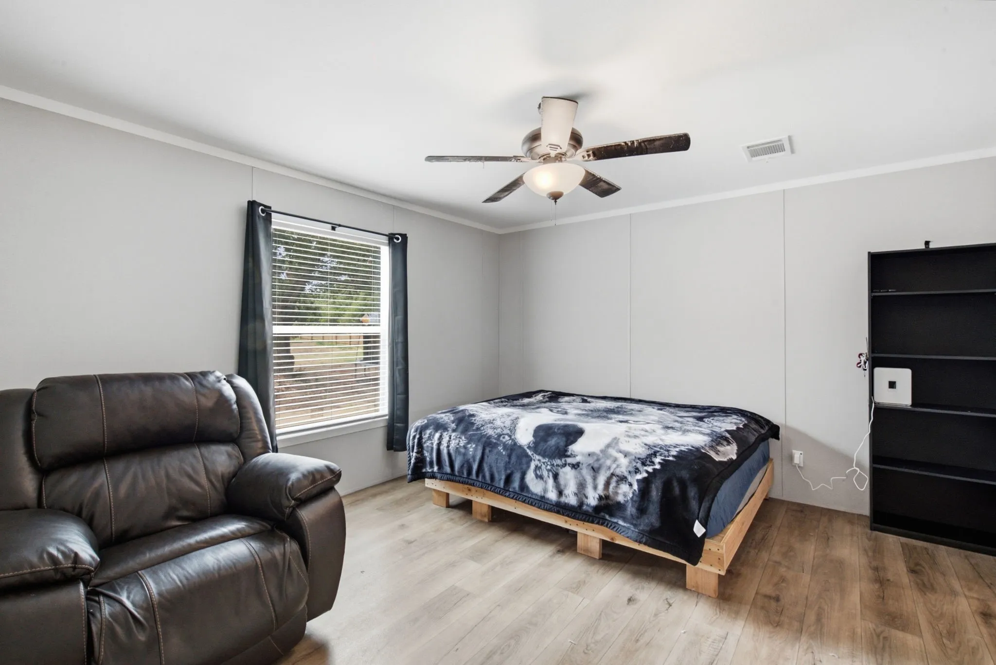 Mobile Home For Sale in Eastland County , 101 Winsett Springs Road, Ranger, Texas 76470, 4 Bedroom, 2 Bathroom, Garage spaces, 1,387 Sqft, built in 2025, mls#21391810, Real Estate Agent in Ranger, Homes For Sale in Eastland county, Homes For Sale in Ranger, Realtor in Ranger Texas, Real Estate Brokerage Independent Realty Texas, Luminita Cordes Realtor