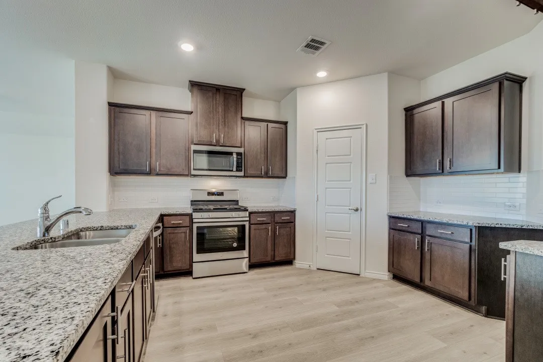 Single Family Residence For Rent in Denton County , 4108 Forest Bend Road, Denton, Texas 76208, 4 Bedroom, 2 Bathroom, 2 Garage spaces, 2,138 Sqft, built in 2020, mls#21390248, Real Estate Agent in Denton, Homes For Rent in Denton county, Homes For Rent in Denton, Realtor in Denton Texas, Real Estate Brokerage Independent Realty Texas, Luminita Cordes Realtor