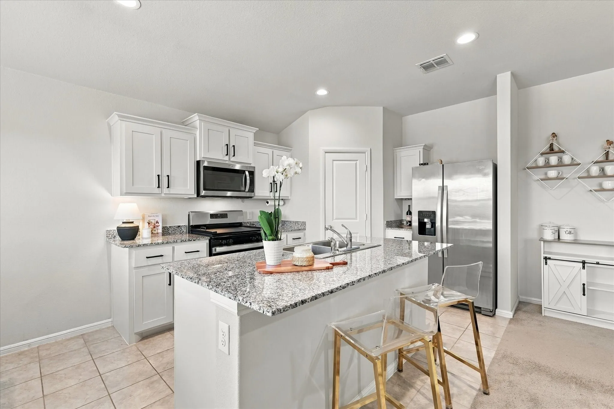 Single Family Residence For Sale in Denton County , 5800 Bull Creek Lane, Denton, Texas 76226, 3 Bedroom, 2 Bathroom, 2 Garage spaces, 1,324 Sqft, built in 2023, mls#21387872, Real Estate Agent in Denton, Homes For Sale in Denton county, Homes For Sale in Denton, Realtor in Denton Texas, Real Estate Brokerage Independent Realty Texas, Luminita Cordes Realtor
