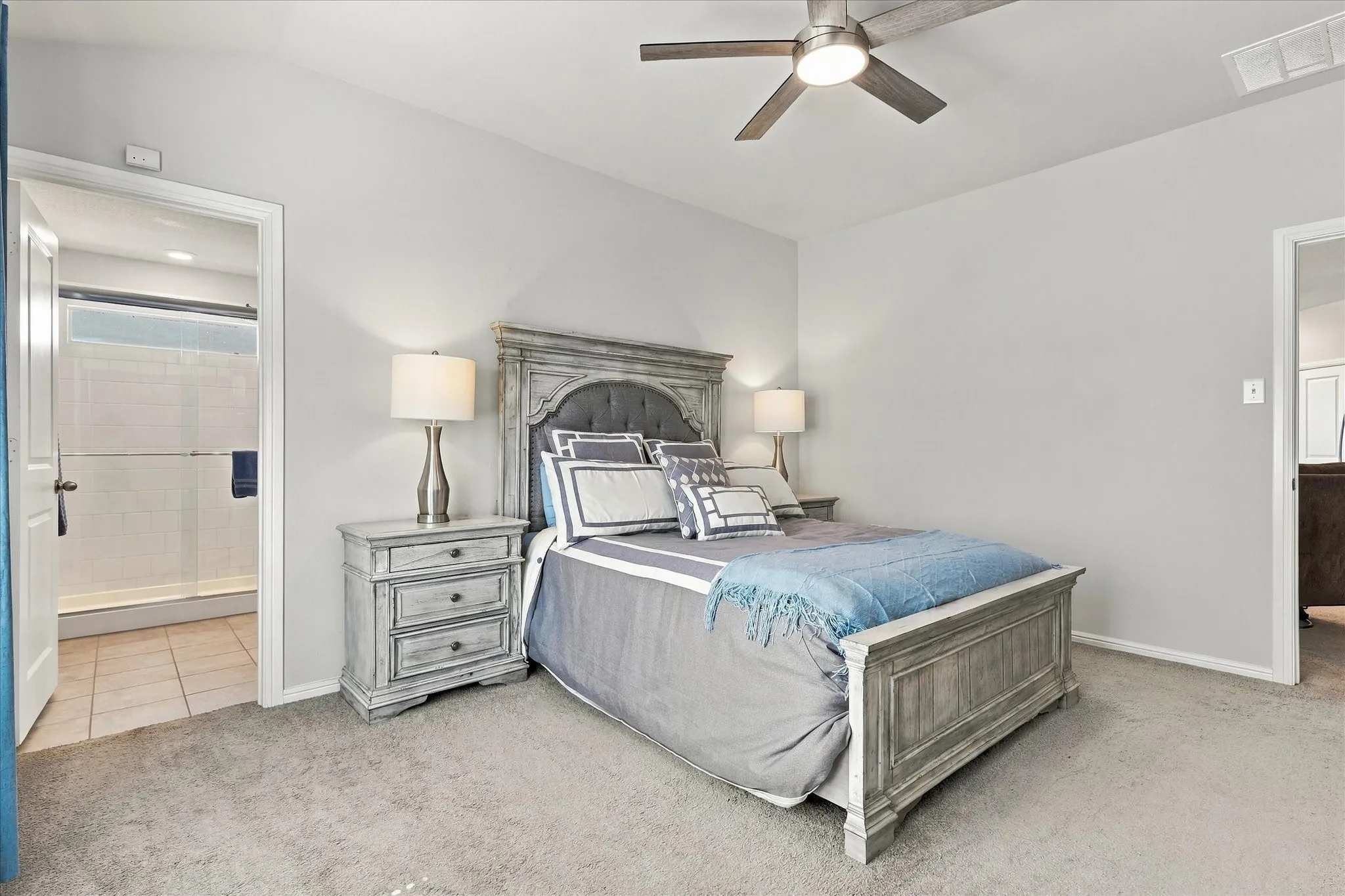 Single Family Residence For Sale in Denton County , 5800 Bull Creek Lane, Denton, Texas 76226, 3 Bedroom, 2 Bathroom, 2 Garage spaces, 1,324 Sqft, built in 2023, mls#21387872, Real Estate Agent in Denton, Homes For Sale in Denton county, Homes For Sale in Denton, Realtor in Denton Texas, Real Estate Brokerage Independent Realty Texas, Luminita Cordes Realtor