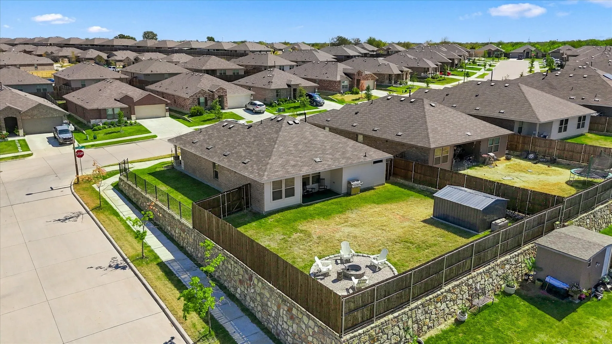 Single Family Residence For Sale in Denton County , 5800 Bull Creek Lane, Denton, Texas 76226, 3 Bedroom, 2 Bathroom, 2 Garage spaces, 1,324 Sqft, built in 2023, mls#21387872, Real Estate Agent in Denton, Homes For Sale in Denton county, Homes For Sale in Denton, Realtor in Denton Texas, Real Estate Brokerage Independent Realty Texas, Luminita Cordes Realtor
