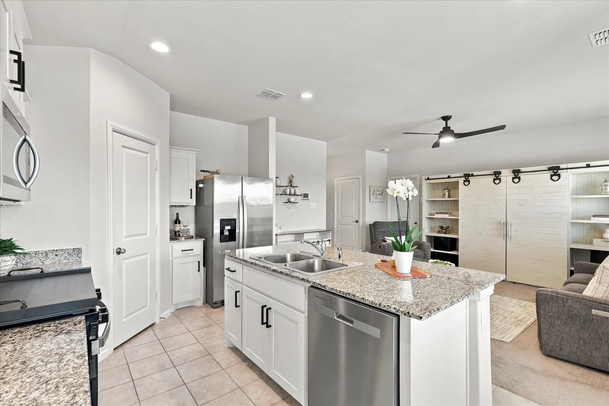 Single Family Residence For Sale in Denton County , 5800 Bull Creek Lane, Denton, Texas 76226, 3 Bedroom, 2 Bathroom, 2 Garage spaces, 1,324 Sqft, built in 2023, mls#21387872, Real Estate Agent in Denton, Homes For Sale in Denton county, Homes For Sale in Denton, Realtor in Denton Texas, Real Estate Brokerage Independent Realty Texas, Luminita Cordes Realtor
