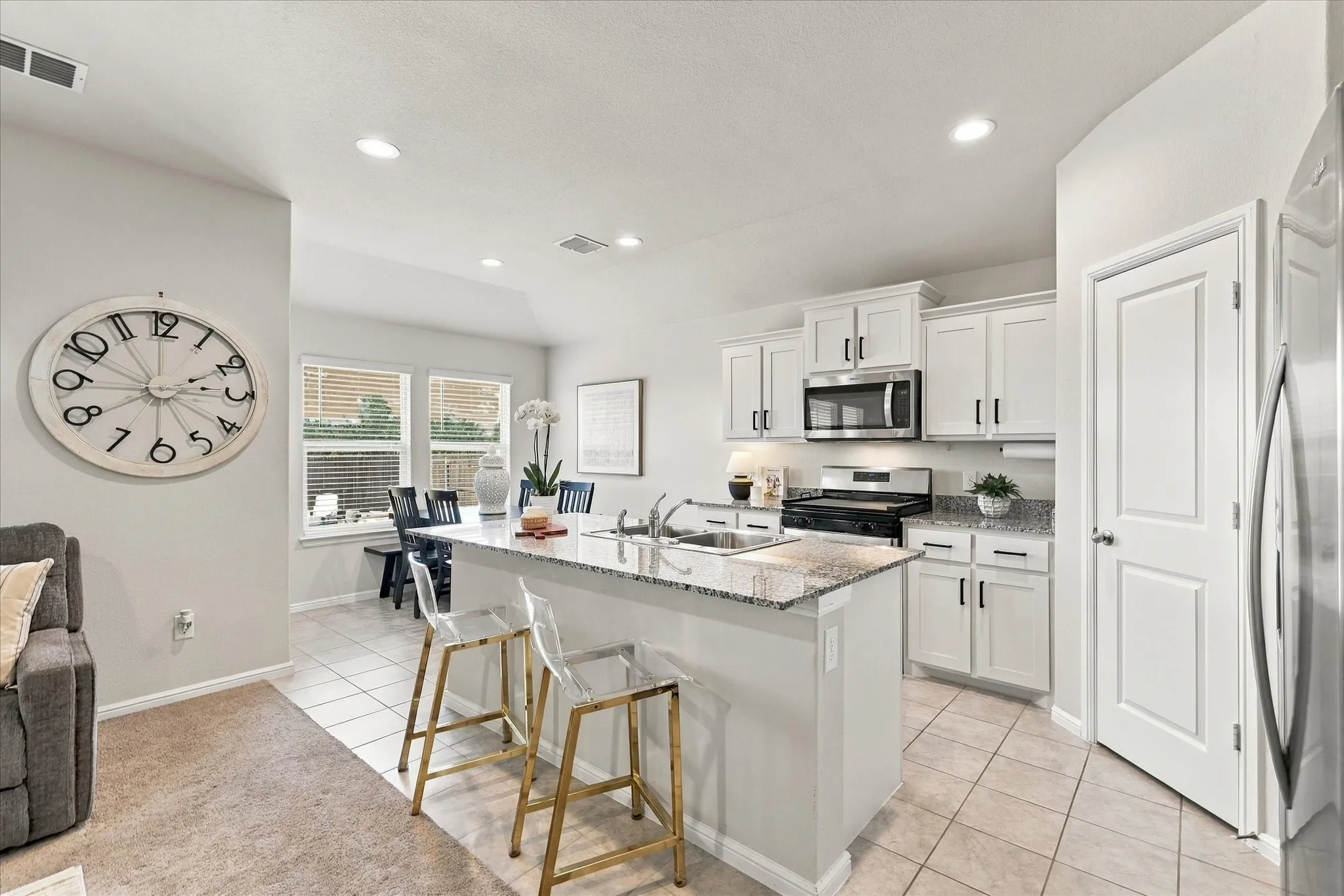 Single Family Residence For Sale in Denton County , 5800 Bull Creek Lane, Denton, Texas 76226, 3 Bedroom, 2 Bathroom, 2 Garage spaces, 1,324 Sqft, built in 2023, mls#21387872, Real Estate Agent in Denton, Homes For Sale in Denton county, Homes For Sale in Denton, Realtor in Denton Texas, Real Estate Brokerage Independent Realty Texas, Luminita Cordes Realtor