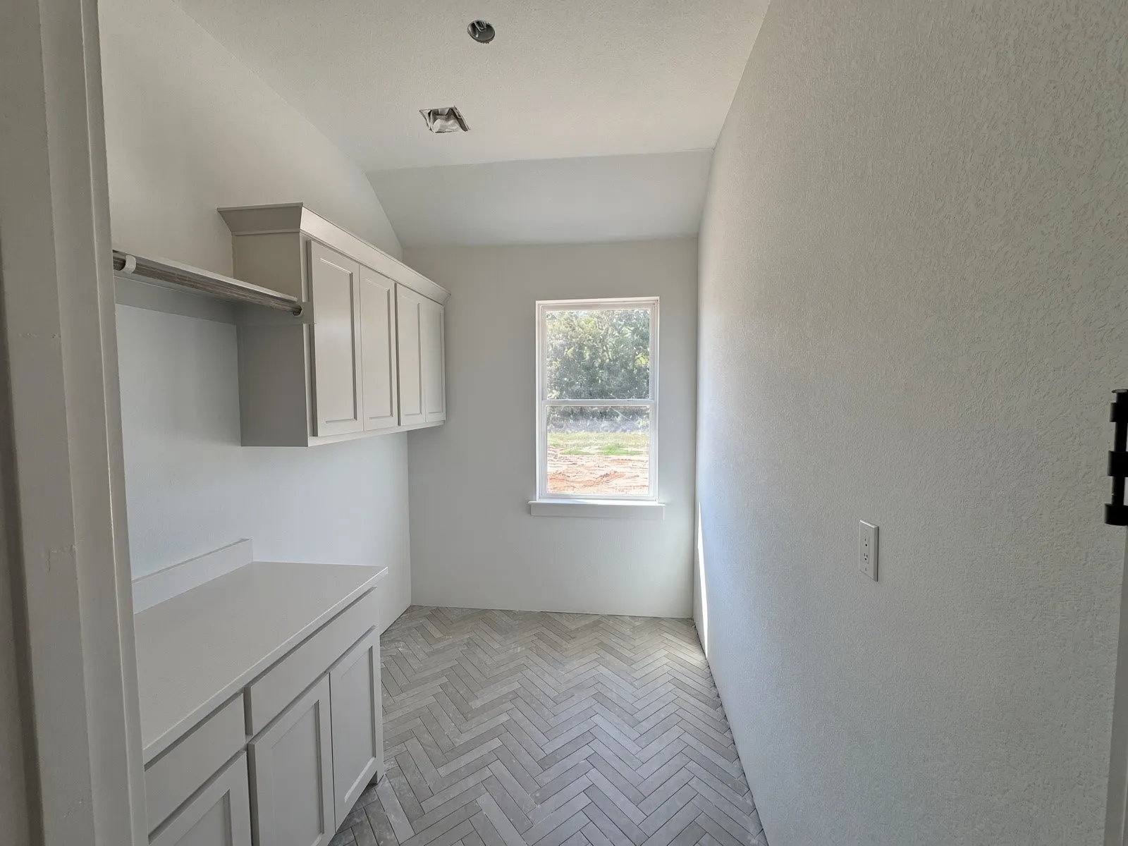 Single Family Residence For Sale in Parker County , 5009 Bluegrass, Azle, Texas 76098, 4 Bedroom, 3 Bathroom, 3 Garage spaces, 2,731 Sqft, built in 2026, mls#21392819, Real Estate Agent in Azle, Homes For Sale in Parker county, Homes For Sale in Azle, Realtor in Azle Texas, Real Estate Brokerage Independent Realty Texas, Luminita Cordes Realtor