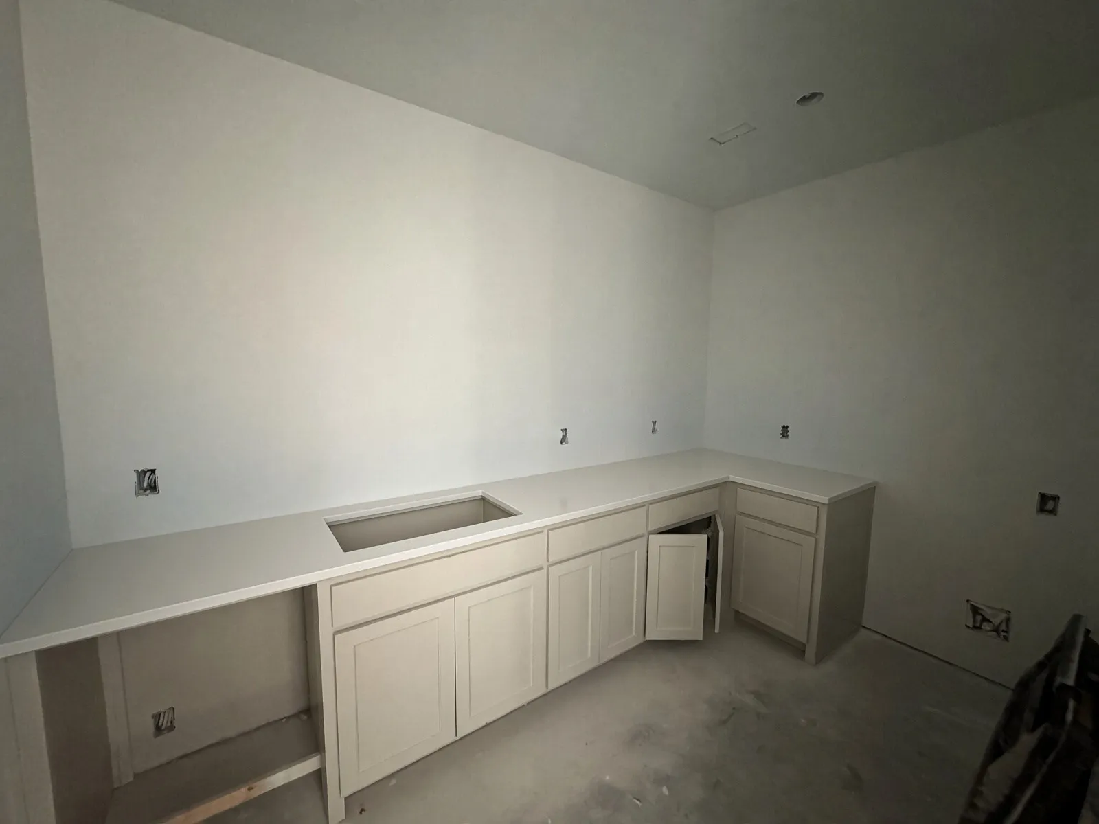 Single Family Residence For Sale in Parker County , 5009 Bluegrass, Azle, Texas 76098, 4 Bedroom, 3 Bathroom, 3 Garage spaces, 2,731 Sqft, built in 2026, mls#21392819, Real Estate Agent in Azle, Homes For Sale in Parker county, Homes For Sale in Azle, Realtor in Azle Texas, Real Estate Brokerage Independent Realty Texas, Luminita Cordes Realtor