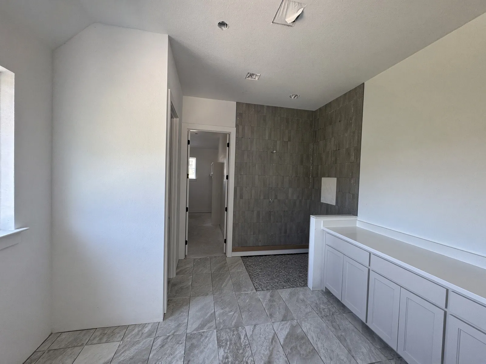 Single Family Residence For Sale in Parker County , 5009 Bluegrass, Azle, Texas 76098, 4 Bedroom, 3 Bathroom, 3 Garage spaces, 2,731 Sqft, built in 2026, mls#21392819, Real Estate Agent in Azle, Homes For Sale in Parker county, Homes For Sale in Azle, Realtor in Azle Texas, Real Estate Brokerage Independent Realty Texas, Luminita Cordes Realtor