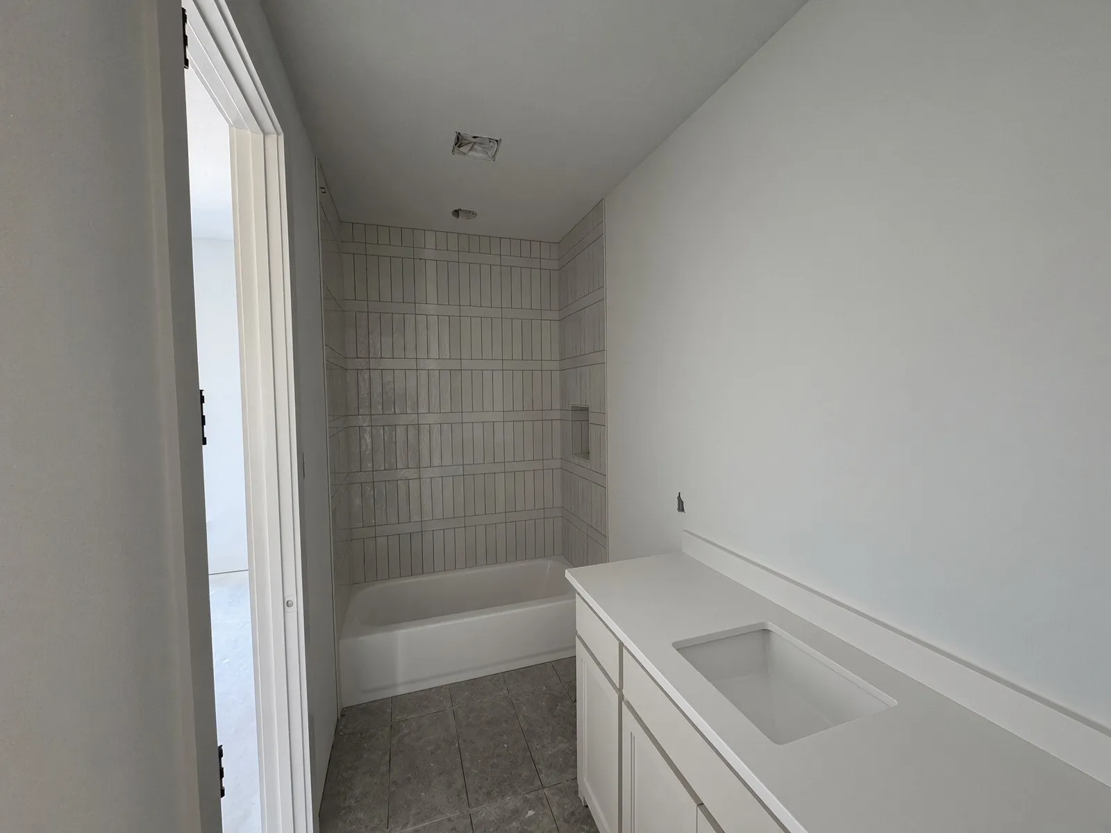Single Family Residence For Sale in Parker County , 5009 Bluegrass, Azle, Texas 76098, 4 Bedroom, 3 Bathroom, 3 Garage spaces, 2,731 Sqft, built in 2026, mls#21392819, Real Estate Agent in Azle, Homes For Sale in Parker county, Homes For Sale in Azle, Realtor in Azle Texas, Real Estate Brokerage Independent Realty Texas, Luminita Cordes Realtor
