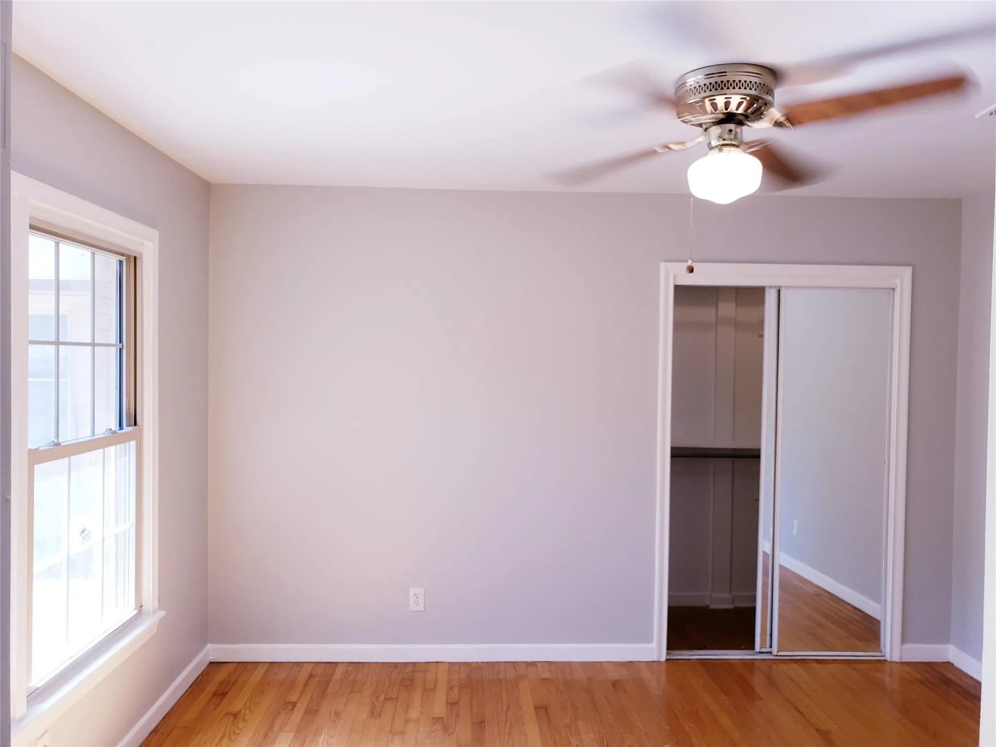 Duplex For Rent in Dallas County , 9344 San Fernando Way, Dallas, Texas 75218, 2 Bedroom, 1 Bathroom, 1 Garage spaces, 1,131 Sqft, built in 1951, mls#21388492, Real Estate Agent in Dallas, Homes For Rent in Dallas county, Homes For Rent in Dallas, Realtor in Dallas Texas, Real Estate Brokerage Independent Realty Texas, Luminita Cordes Realtor