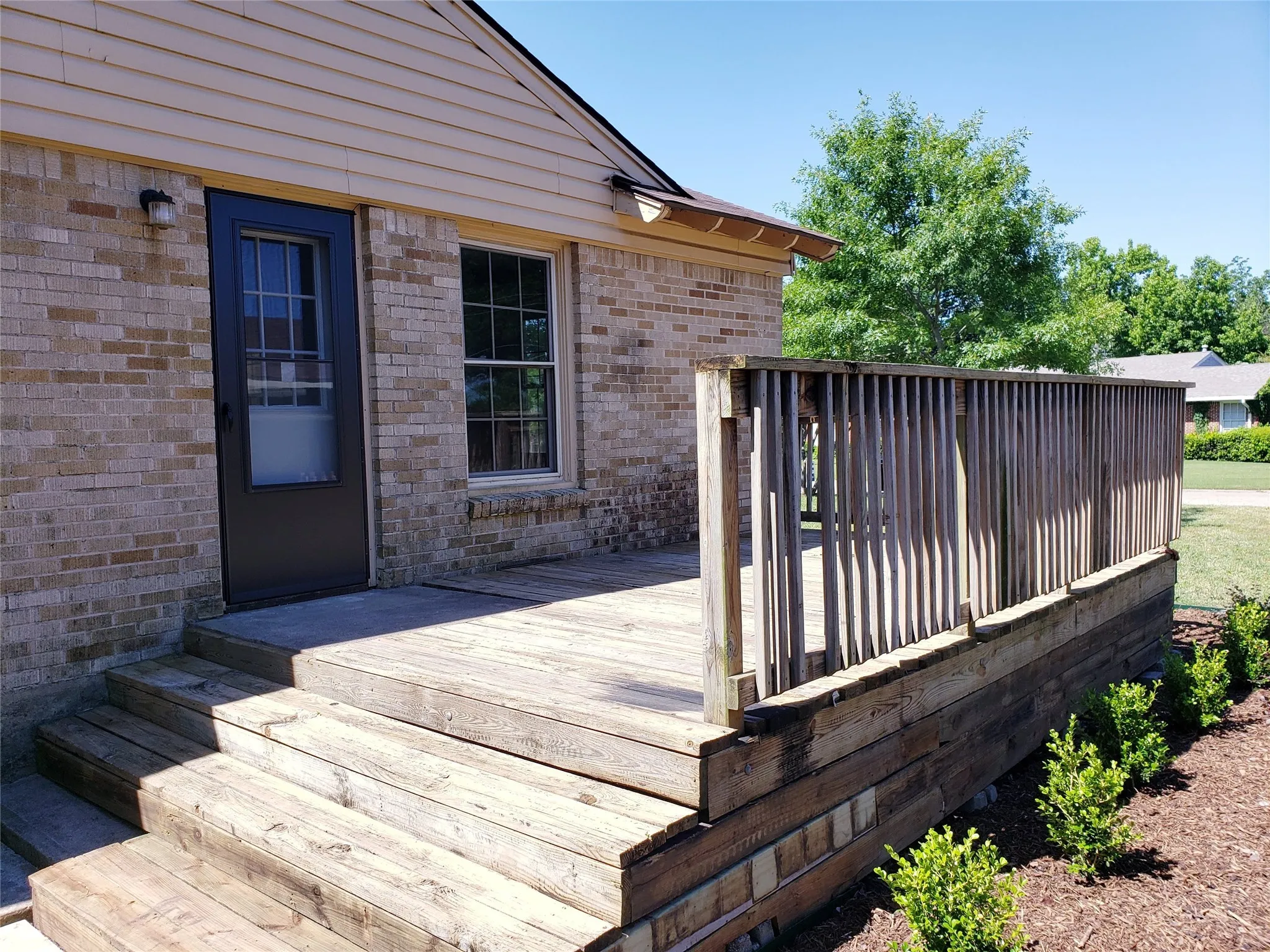 Duplex For Rent in Dallas County , 9344 San Fernando Way, Dallas, Texas 75218, 2 Bedroom, 1 Bathroom, 1 Garage spaces, 1,131 Sqft, built in 1951, mls#21388492, Real Estate Agent in Dallas, Homes For Rent in Dallas county, Homes For Rent in Dallas, Realtor in Dallas Texas, Real Estate Brokerage Independent Realty Texas, Luminita Cordes Realtor