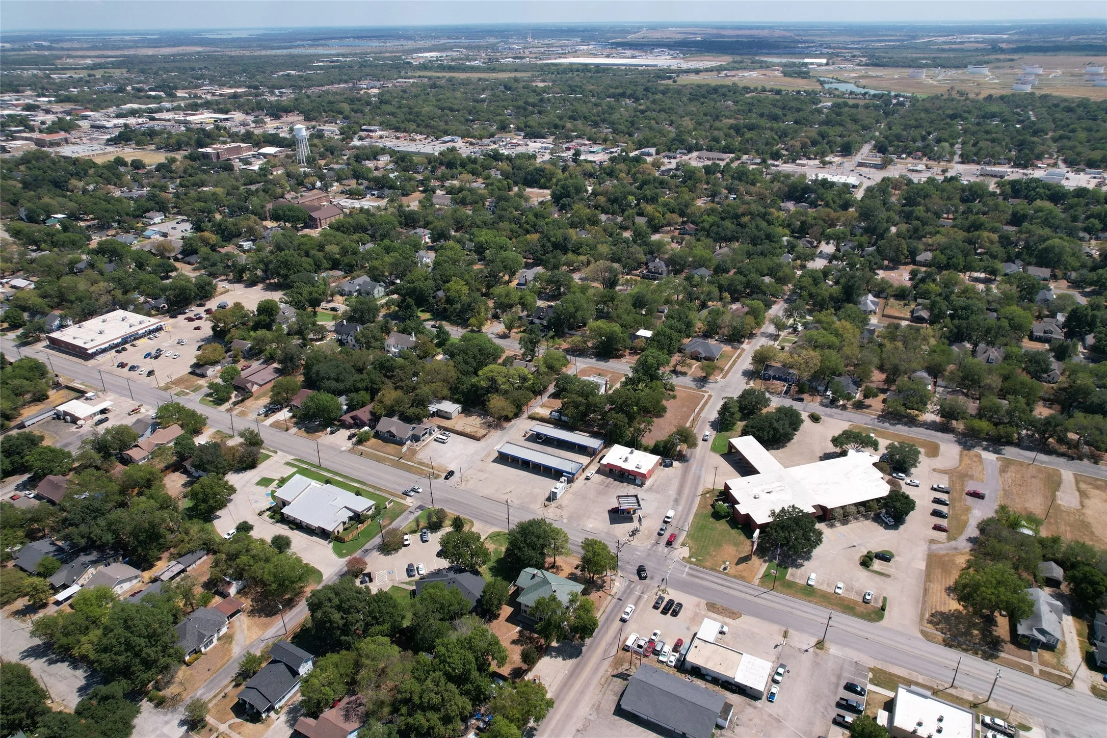 Business For Sale in Navarro County , 1445 W 2nd Avenue, Corsicana, Texas 75110, 0, 0, Garage spaces, 1,953 Sqft, built in 1987, mls#21387191, Real Estate Agent in Corsicana, Homes For Sale in Navarro county, Homes For Sale in Corsicana, Realtor in Corsicana Texas, Real Estate Brokerage Independent Realty Texas, Luminita Cordes Realtor