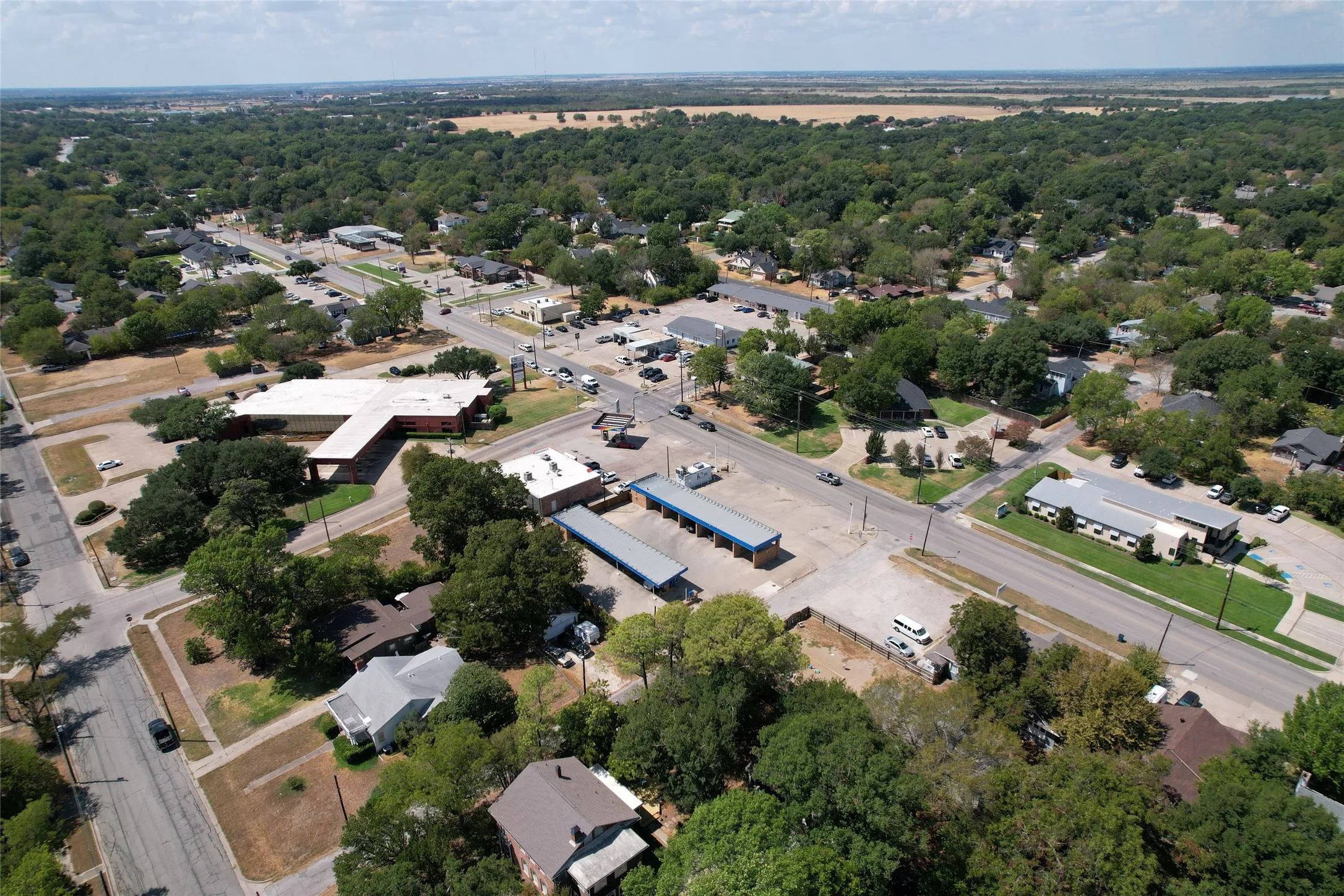 Business For Sale in Navarro County , 1445 W 2nd Avenue, Corsicana, Texas 75110, 0, 0, Garage spaces, 1,953 Sqft, built in 1987, mls#21387191, Real Estate Agent in Corsicana, Homes For Sale in Navarro county, Homes For Sale in Corsicana, Realtor in Corsicana Texas, Real Estate Brokerage Independent Realty Texas, Luminita Cordes Realtor