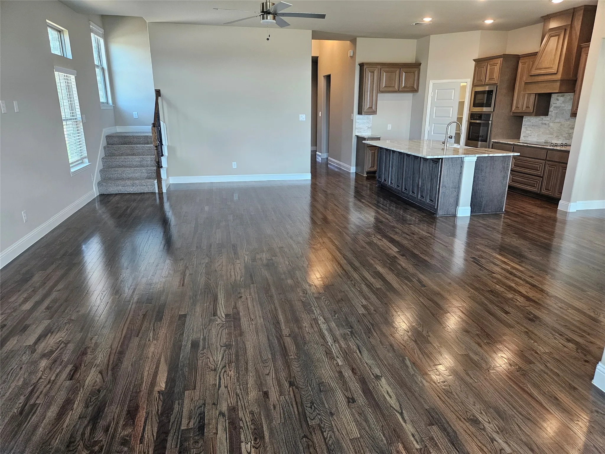 Single Family Residence For Sale in Grayson County , 2721 Silo Lane, Van Alstyne, Texas 75495, 4 Bedroom, 3 Bathroom, 6 Garage spaces, 2,843 Sqft, built in 2026, mls#21392830, Real Estate Agent in Van Alstyne, Homes For Sale in Grayson county, Homes For Sale in Van Alstyne, Realtor in Van Alstyne Texas, Real Estate Brokerage Independent Realty Texas, Luminita Cordes Realtor