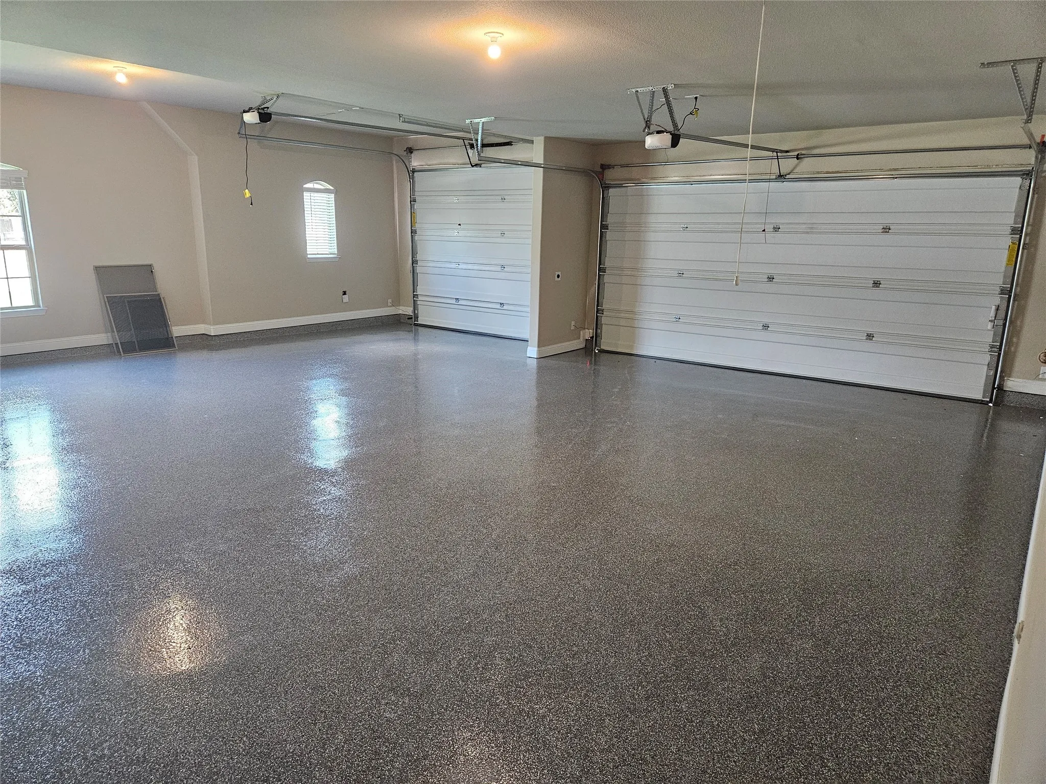 Single Family Residence For Sale in Grayson County , 2721 Silo Lane, Van Alstyne, Texas 75495, 4 Bedroom, 3 Bathroom, 6 Garage spaces, 2,843 Sqft, built in 2026, mls#21392830, Real Estate Agent in Van Alstyne, Homes For Sale in Grayson county, Homes For Sale in Van Alstyne, Realtor in Van Alstyne Texas, Real Estate Brokerage Independent Realty Texas, Luminita Cordes Realtor