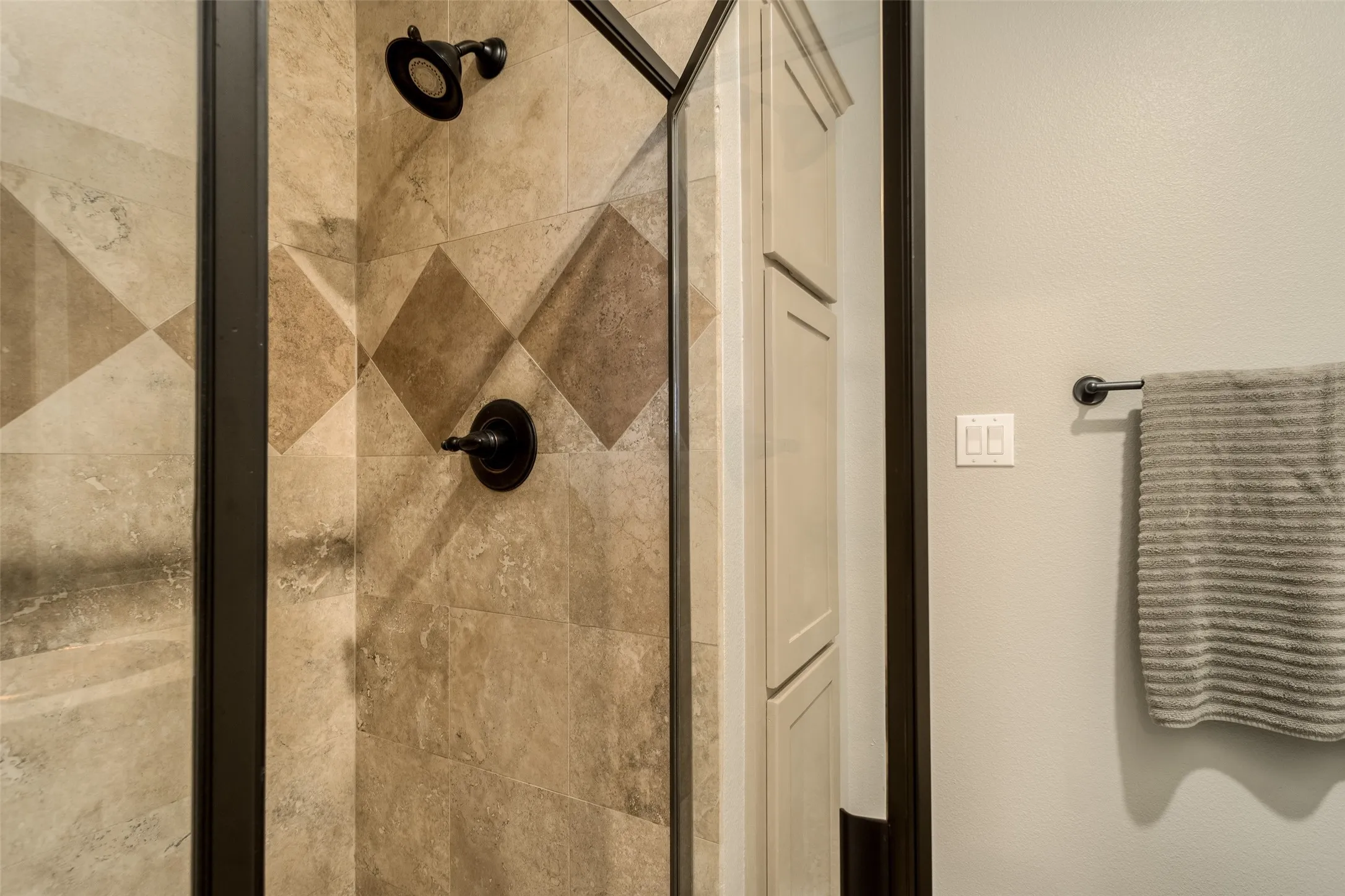 guest bath on 3rd floor