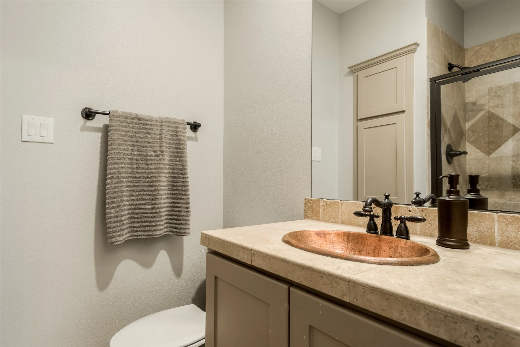 guest bath on 3rd floor