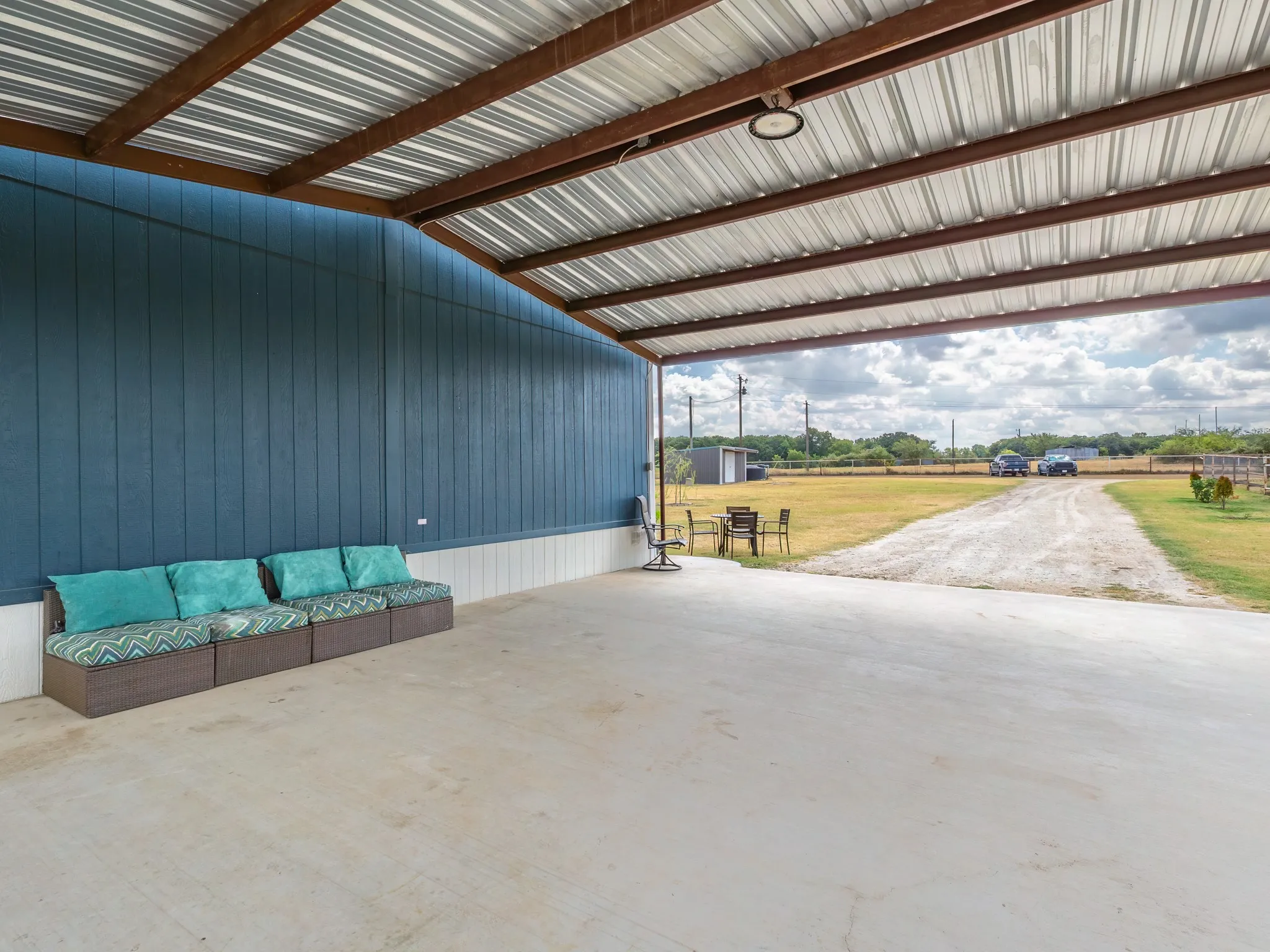 Single Family Residence For Sale in Erath County , 663 Private Road 1098, Stephenville, Texas 76401, 4 Bedroom, 2 Bathroom, Garage spaces, 1,860 Sqft, built in 2021, mls#21391169, Real Estate Agent in Stephenville, Homes For Sale in Erath county, Homes For Sale in Stephenville, Realtor in Stephenville Texas, Real Estate Brokerage Independent Realty Texas, Luminita Cordes Realtor