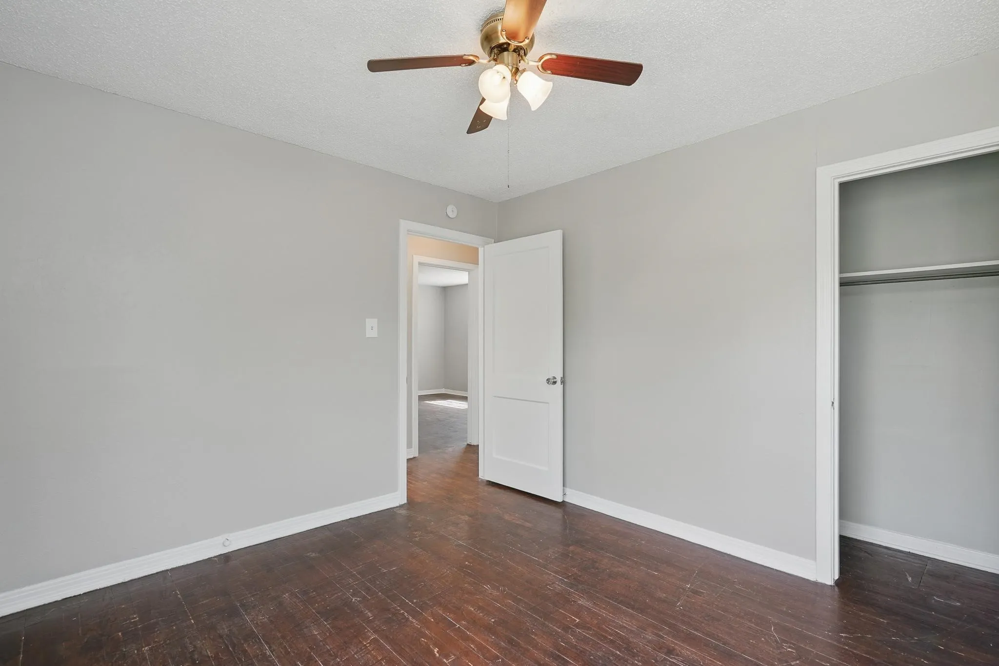 Single Family Residence For Rent in Taylor County , 1526 Green Street, Abilene, Texas 79603, 3 Bedroom, 1 Bathroom, 1 Garage spaces, 942 Sqft, built in 1950, mls#21392831, Real Estate Agent in Abilene, Homes For Rent in Taylor county, Homes For Rent in Abilene, Realtor in Abilene Texas, Real Estate Brokerage Independent Realty Texas, Luminita Cordes Realtor