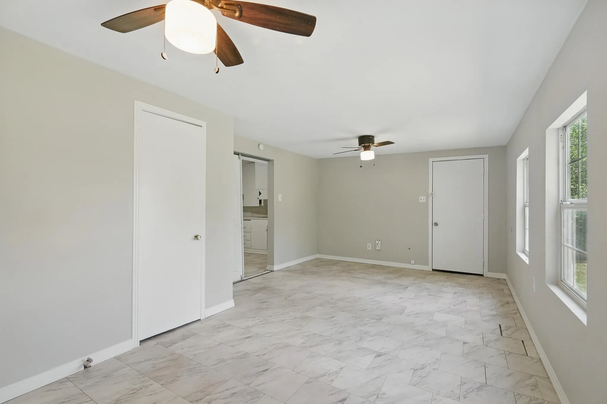 Single Family Residence For Rent in Taylor County , 1526 Green Street, Abilene, Texas 79603, 3 Bedroom, 1 Bathroom, 1 Garage spaces, 942 Sqft, built in 1950, mls#21392831, Real Estate Agent in Abilene, Homes For Rent in Taylor county, Homes For Rent in Abilene, Realtor in Abilene Texas, Real Estate Brokerage Independent Realty Texas, Luminita Cordes Realtor