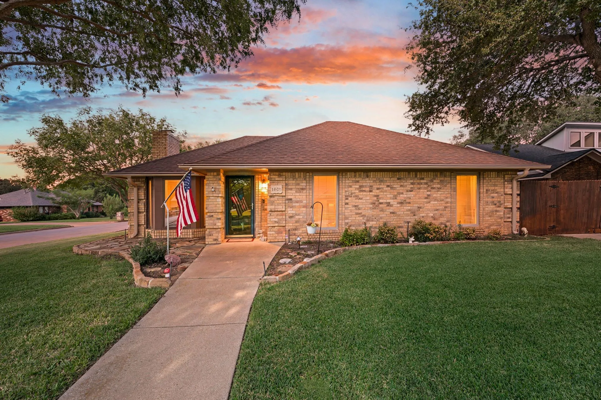 Welcome to your new home in the highly desirable Lakewood Acres Addition. LOCATION, location, location!

