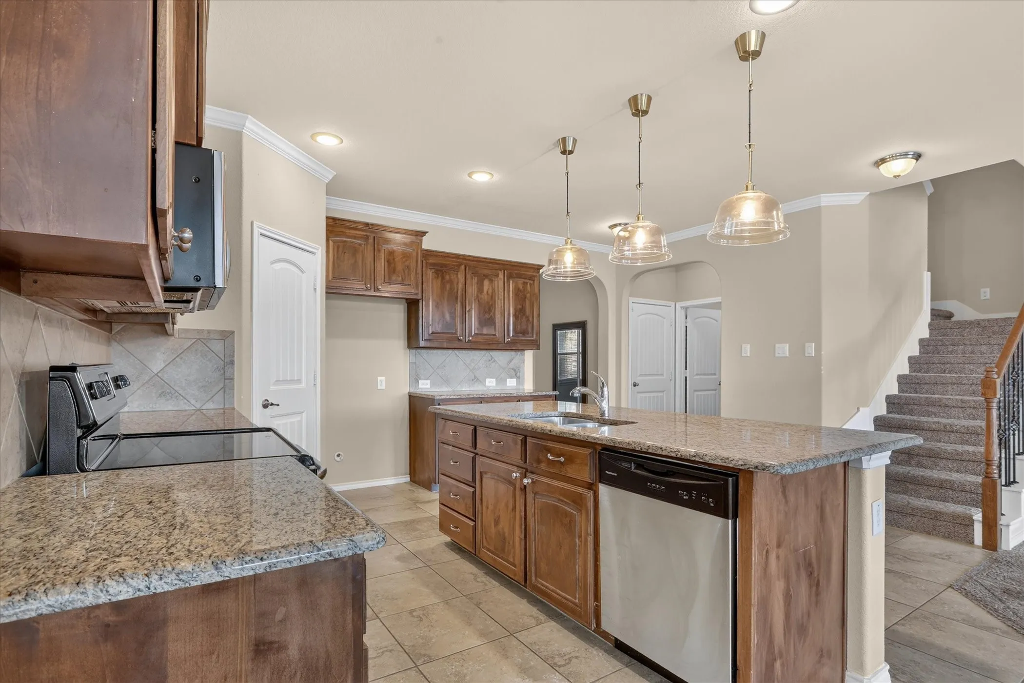 Single Family Residence For Sale in Parker County , 1004 Katherine Road, Weatherford, Texas 76087, 4 Bedroom, 4 Bathroom, 2 Garage spaces, 2,831 Sqft, built in 2016, mls#21369528, Real Estate Agent in Weatherford, Homes For Sale in Parker county, Homes For Sale in Weatherford, Realtor in Weatherford Texas, Real Estate Brokerage Independent Realty Texas, Luminita Cordes Realtor