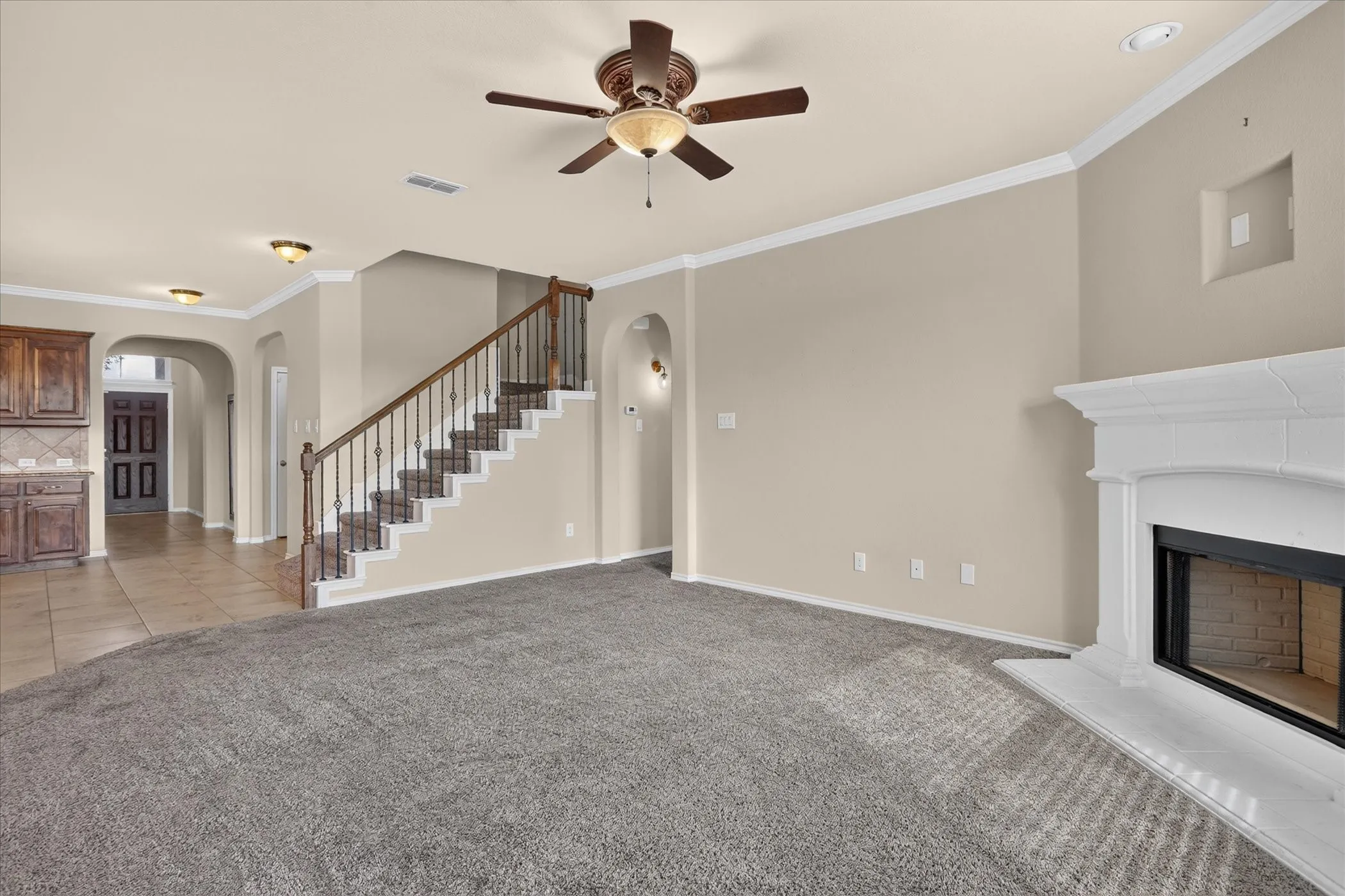 Single Family Residence For Sale in Parker County , 1004 Katherine Road, Weatherford, Texas 76087, 4 Bedroom, 4 Bathroom, 2 Garage spaces, 2,831 Sqft, built in 2016, mls#21369528, Real Estate Agent in Weatherford, Homes For Sale in Parker county, Homes For Sale in Weatherford, Realtor in Weatherford Texas, Real Estate Brokerage Independent Realty Texas, Luminita Cordes Realtor