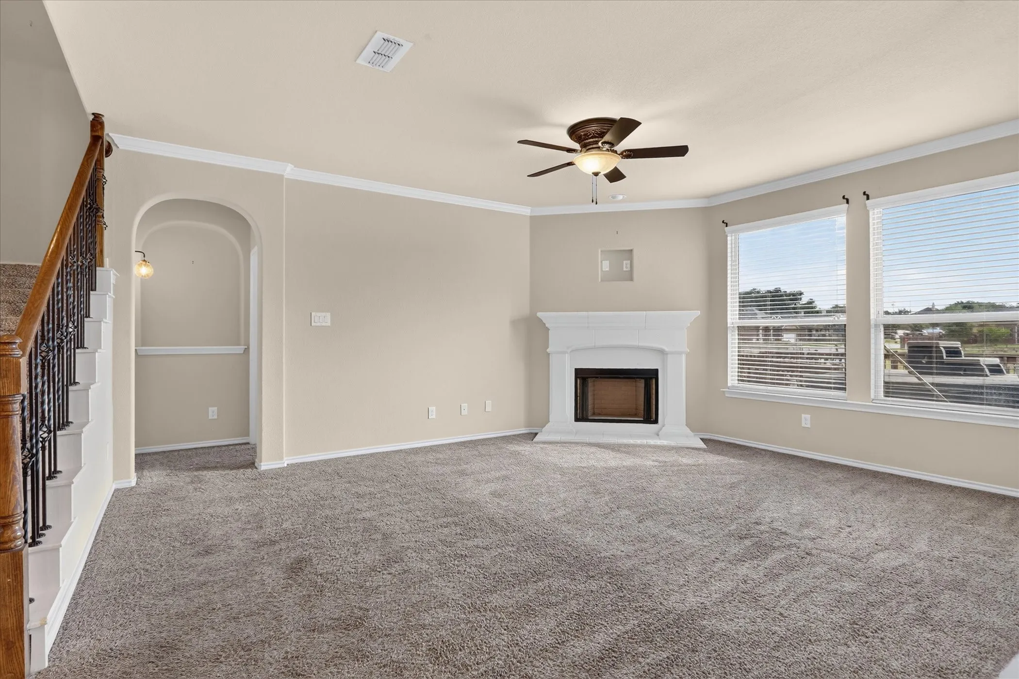 Single Family Residence For Sale in Parker County , 1004 Katherine Road, Weatherford, Texas 76087, 4 Bedroom, 4 Bathroom, 2 Garage spaces, 2,831 Sqft, built in 2016, mls#21369528, Real Estate Agent in Weatherford, Homes For Sale in Parker county, Homes For Sale in Weatherford, Realtor in Weatherford Texas, Real Estate Brokerage Independent Realty Texas, Luminita Cordes Realtor