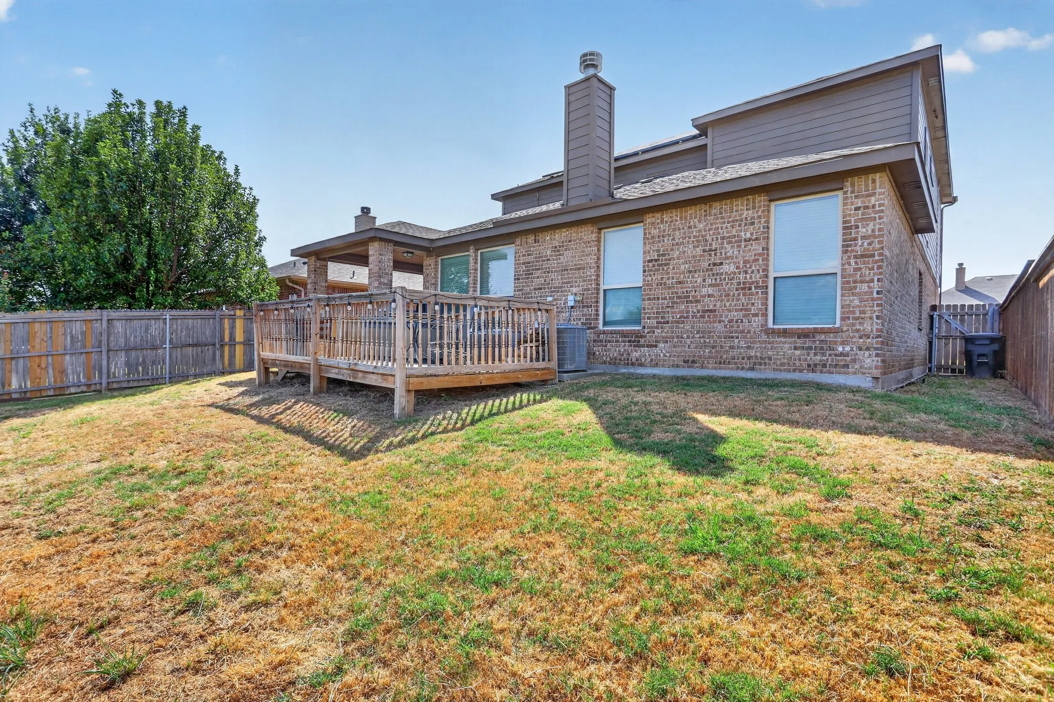 Single Family Residence For Sale in Parker County , 1004 Katherine Road, Weatherford, Texas 76087, 4 Bedroom, 4 Bathroom, 2 Garage spaces, 2,831 Sqft, built in 2016, mls#21369528, Real Estate Agent in Weatherford, Homes For Sale in Parker county, Homes For Sale in Weatherford, Realtor in Weatherford Texas, Real Estate Brokerage Independent Realty Texas, Luminita Cordes Realtor