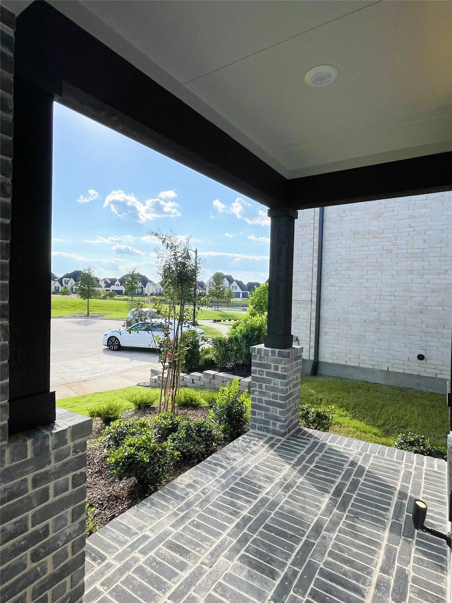 Single Family Residence For Rent in Collin County , 2808 Crane Court, Celina, Texas 75009, 4 Bedroom, 3 Bathroom, 2 Garage spaces, 1,994 Sqft, built in 2025, mls#21392838, Real Estate Agent in Celina, Homes For Rent in Collin county, Homes For Rent in Celina, Realtor in Celina Texas, Real Estate Brokerage Independent Realty Texas, Luminita Cordes Realtor