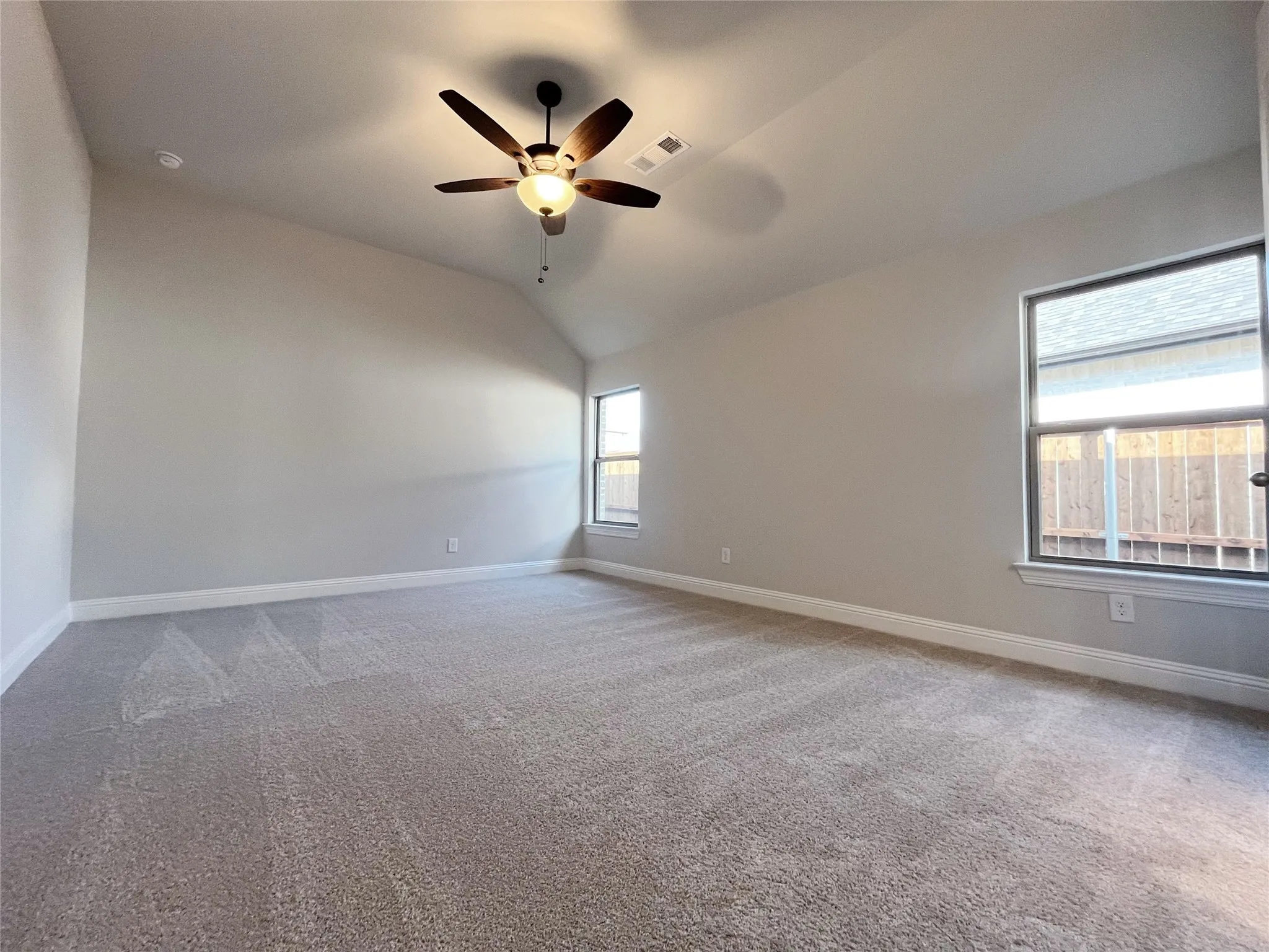 Single Family Residence For Rent in Collin County , 2808 Crane Court, Celina, Texas 75009, 4 Bedroom, 3 Bathroom, 2 Garage spaces, 1,994 Sqft, built in 2025, mls#21392838, Real Estate Agent in Celina, Homes For Rent in Collin county, Homes For Rent in Celina, Realtor in Celina Texas, Real Estate Brokerage Independent Realty Texas, Luminita Cordes Realtor