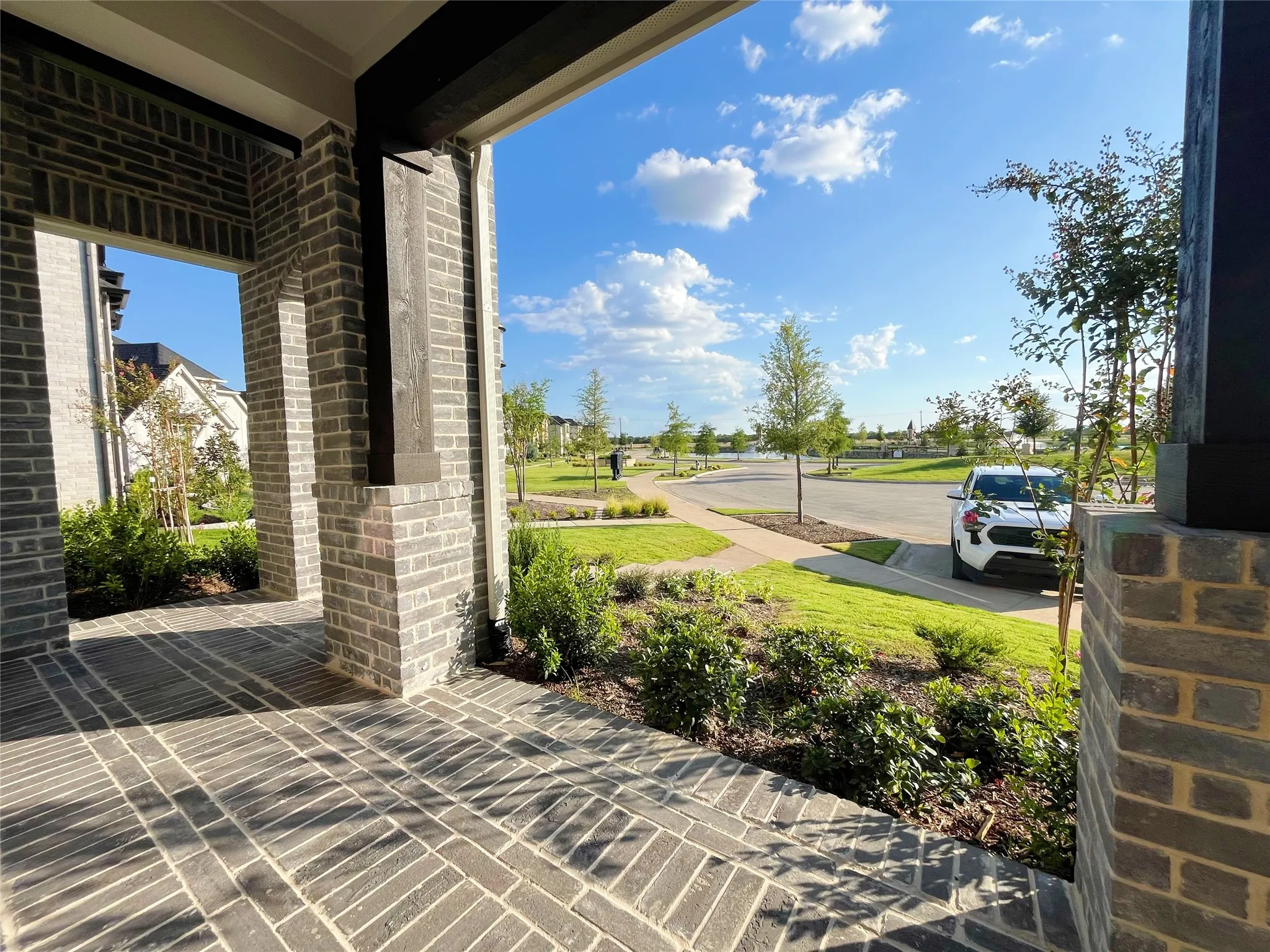 Single Family Residence For Rent in Collin County , 2808 Crane Court, Celina, Texas 75009, 4 Bedroom, 3 Bathroom, 2 Garage spaces, 1,994 Sqft, built in 2025, mls#21392838, Real Estate Agent in Celina, Homes For Rent in Collin county, Homes For Rent in Celina, Realtor in Celina Texas, Real Estate Brokerage Independent Realty Texas, Luminita Cordes Realtor