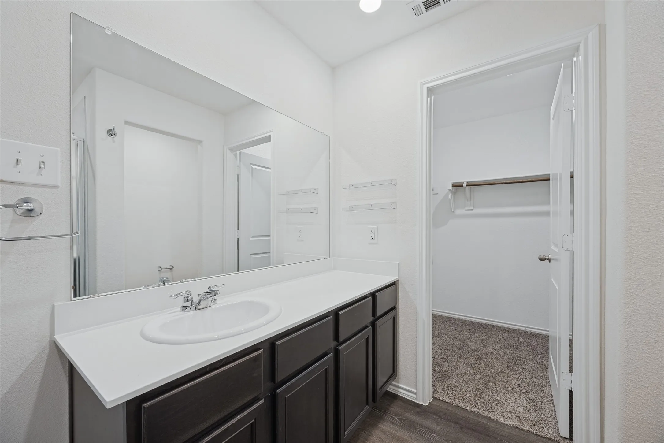 Single Family Residence For Sale in Grayson County , 2210 Alamo Road, Sherman, Texas 75090, 3 Bedroom, 2 Bathroom, 2 Garage spaces, 1,302 Sqft, built in 2022, mls#21392846, Real Estate Agent in Sherman, Homes For Sale in Grayson county, Homes For Sale in Sherman, Realtor in Sherman Texas, Real Estate Brokerage Independent Realty Texas, Luminita Cordes Realtor