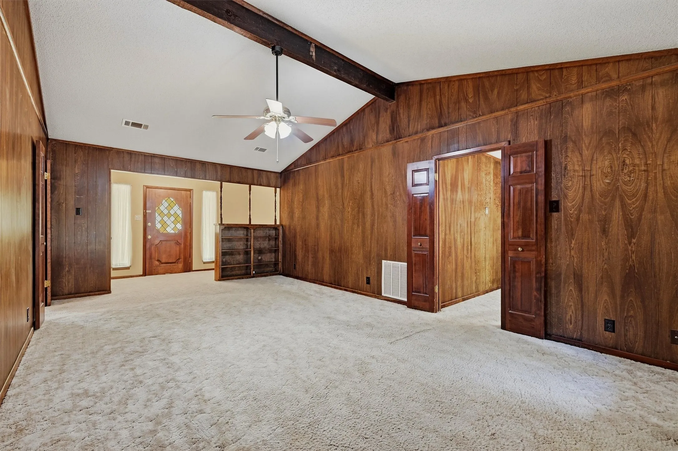 Single Family Residence For Sale in Grayson County , 2403 Caprice Avenue, Denison, Texas 75020, 3 Bedroom, 2 Bathroom, 2 Garage spaces, 1,472 Sqft, built in 1976, mls#21392639, Real Estate Agent in Denison, Homes For Sale in Grayson county, Homes For Sale in Denison, Realtor in Denison Texas, Real Estate Brokerage Independent Realty Texas, Luminita Cordes Realtor