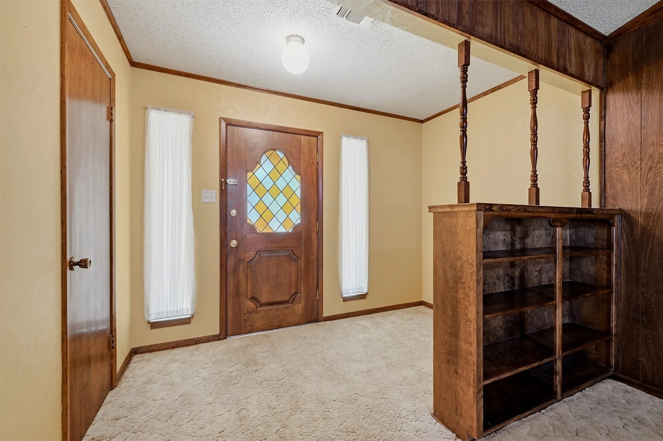 Single Family Residence For Sale in Grayson County , 2403 Caprice Avenue, Denison, Texas 75020, 3 Bedroom, 2 Bathroom, 2 Garage spaces, 1,472 Sqft, built in 1976, mls#21392639, Real Estate Agent in Denison, Homes For Sale in Grayson county, Homes For Sale in Denison, Realtor in Denison Texas, Real Estate Brokerage Independent Realty Texas, Luminita Cordes Realtor
