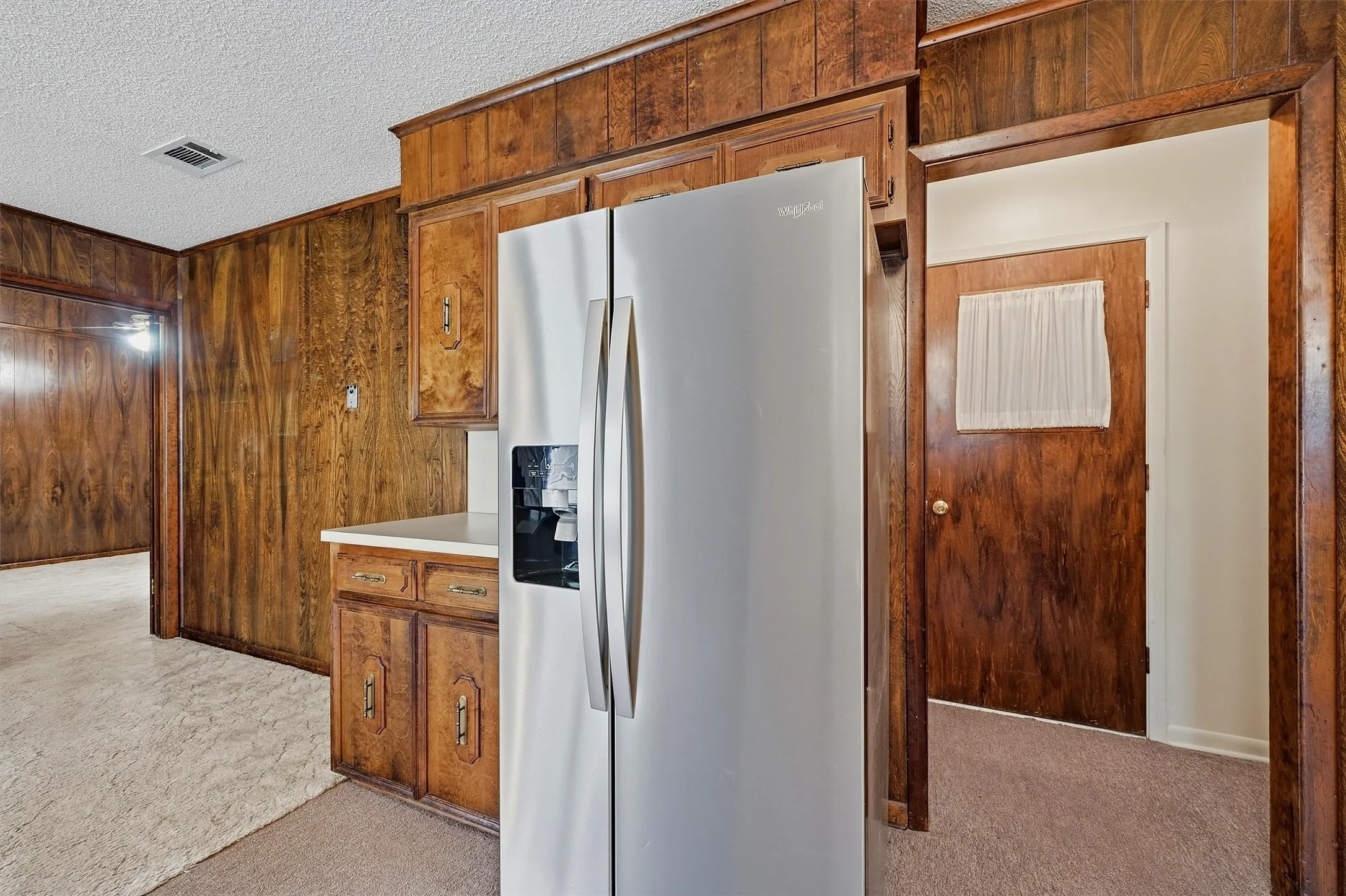 Single Family Residence For Sale in Grayson County , 2403 Caprice Avenue, Denison, Texas 75020, 3 Bedroom, 2 Bathroom, 2 Garage spaces, 1,472 Sqft, built in 1976, mls#21392639, Real Estate Agent in Denison, Homes For Sale in Grayson county, Homes For Sale in Denison, Realtor in Denison Texas, Real Estate Brokerage Independent Realty Texas, Luminita Cordes Realtor