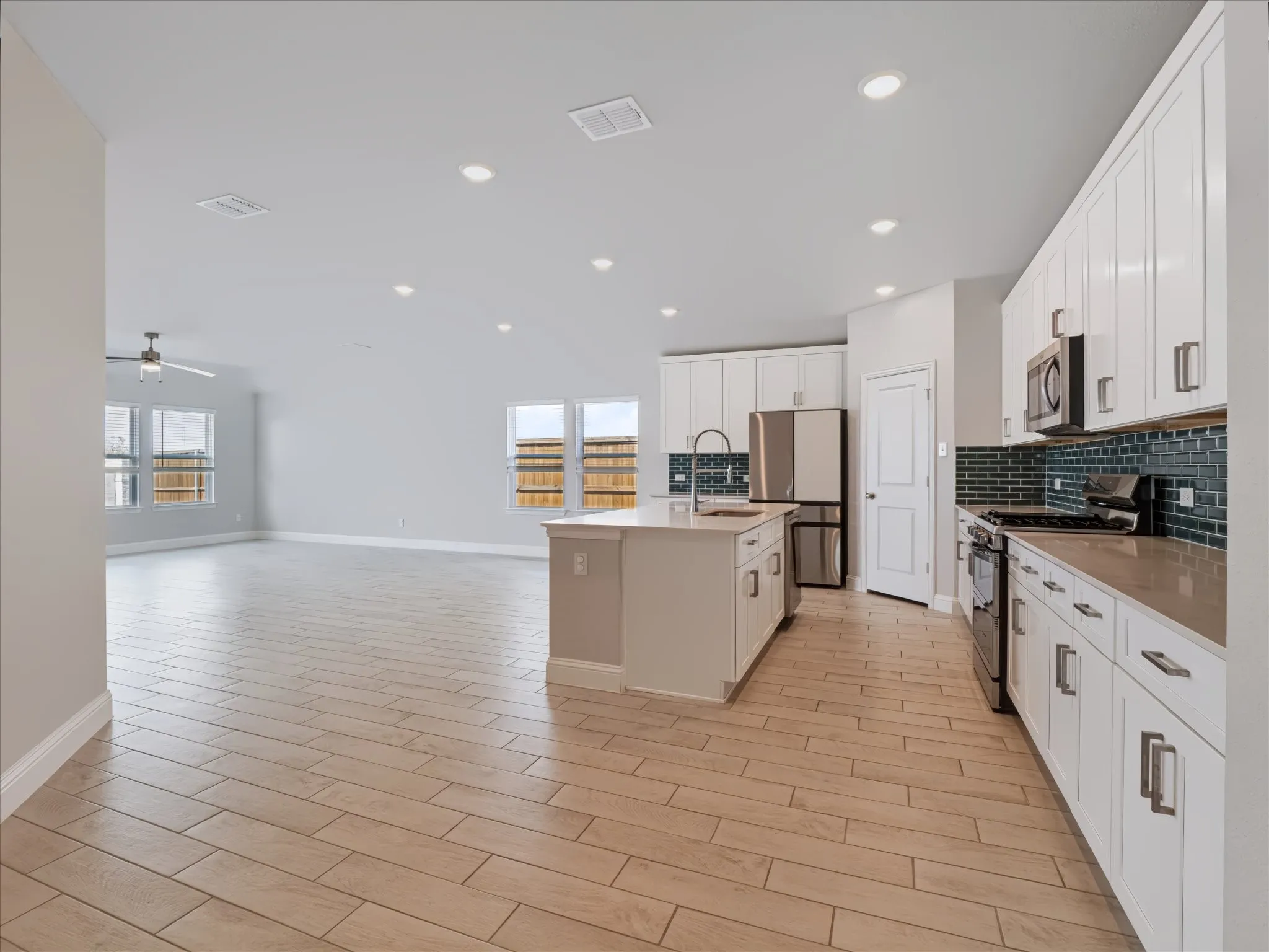 Single Family Residence For Rent in Collin County , 1608 Barnwood Trace, Weston, Texas 75009, 4 Bedroom, 3 Bathroom, 2 Garage spaces, 2,157 Sqft, built in 2025, mls#21392842, Real Estate Agent in Weston, Homes For Rent in Collin county, Homes For Rent in Weston, Realtor in Weston Texas, Real Estate Brokerage Independent Realty Texas, Luminita Cordes Realtor