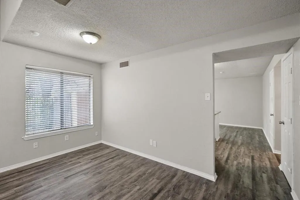 Single Family Residence For Rent in Tarrant County , 3505 Rush Springs Drive, Arlington, Texas 76016, 4 Bedroom, 2 Bathroom, 2 Garage spaces, 1,626 Sqft, built in 1980, mls#21391807, Real Estate Agent in Arlington, Homes For Rent in Tarrant county, Homes For Rent in Arlington, Realtor in Arlington Texas, Real Estate Brokerage Independent Realty Texas, Luminita Cordes Realtor
