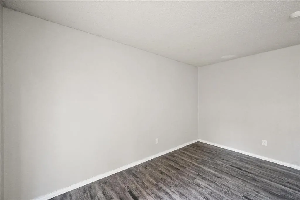 Single Family Residence For Rent in Tarrant County , 3505 Rush Springs Drive, Arlington, Texas 76016, 4 Bedroom, 2 Bathroom, 2 Garage spaces, 1,626 Sqft, built in 1980, mls#21391807, Real Estate Agent in Arlington, Homes For Rent in Tarrant county, Homes For Rent in Arlington, Realtor in Arlington Texas, Real Estate Brokerage Independent Realty Texas, Luminita Cordes Realtor