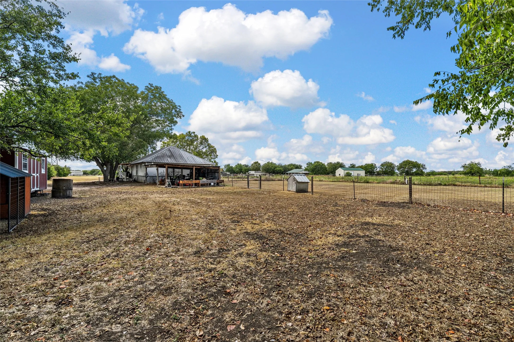 Single Family Residence For Sale in Mc Lennan County , 393 Peevey Lane, Robinson, Texas 76706, 3 Bedroom, 2 Bathroom, Garage spaces, 1,591 Sqft, built in 1950, mls#21391778, Real Estate Agent in Robinson, Homes For Sale in Mc Lennan county, Homes For Sale in Robinson, Realtor in Robinson Texas, Real Estate Brokerage Independent Realty Texas, Luminita Cordes Realtor