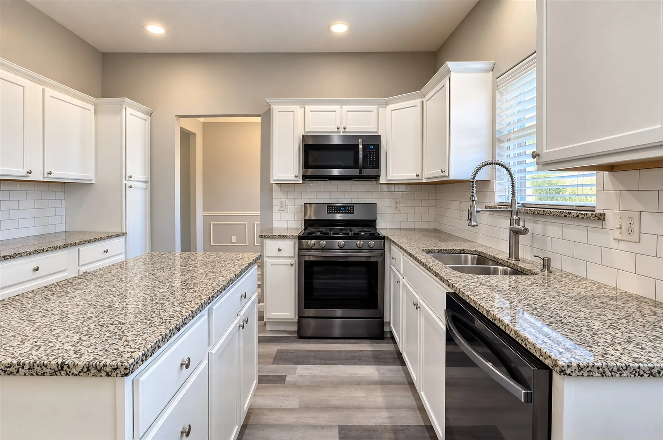 Single Family Residence For Rent in Dallas County , 4205 Jasper Court, Rowlett, Texas 75088, 4 Bedroom, 3 Bathroom, 2 Garage spaces, 2,406 Sqft, built in 2002, mls#21392896, Real Estate Agent in Rowlett, Homes For Rent in Dallas county, Homes For Rent in Rowlett, Realtor in Rowlett Texas, Real Estate Brokerage Independent Realty Texas, Luminita Cordes Realtor