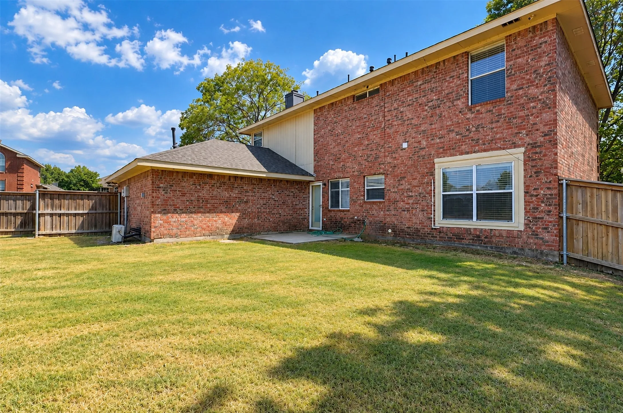 Single Family Residence For Rent in Dallas County , 4205 Jasper Court, Rowlett, Texas 75088, 4 Bedroom, 3 Bathroom, 2 Garage spaces, 2,406 Sqft, built in 2002, mls#21392896, Real Estate Agent in Rowlett, Homes For Rent in Dallas county, Homes For Rent in Rowlett, Realtor in Rowlett Texas, Real Estate Brokerage Independent Realty Texas, Luminita Cordes Realtor