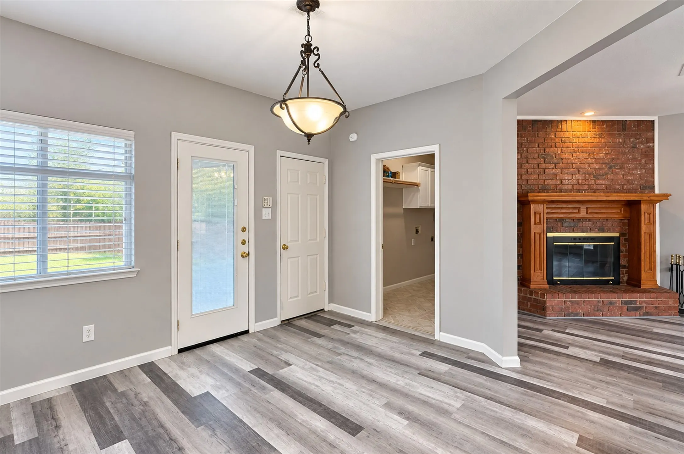Single Family Residence For Rent in Dallas County , 4205 Jasper Court, Rowlett, Texas 75088, 4 Bedroom, 3 Bathroom, 2 Garage spaces, 2,406 Sqft, built in 2002, mls#21392896, Real Estate Agent in Rowlett, Homes For Rent in Dallas county, Homes For Rent in Rowlett, Realtor in Rowlett Texas, Real Estate Brokerage Independent Realty Texas, Luminita Cordes Realtor