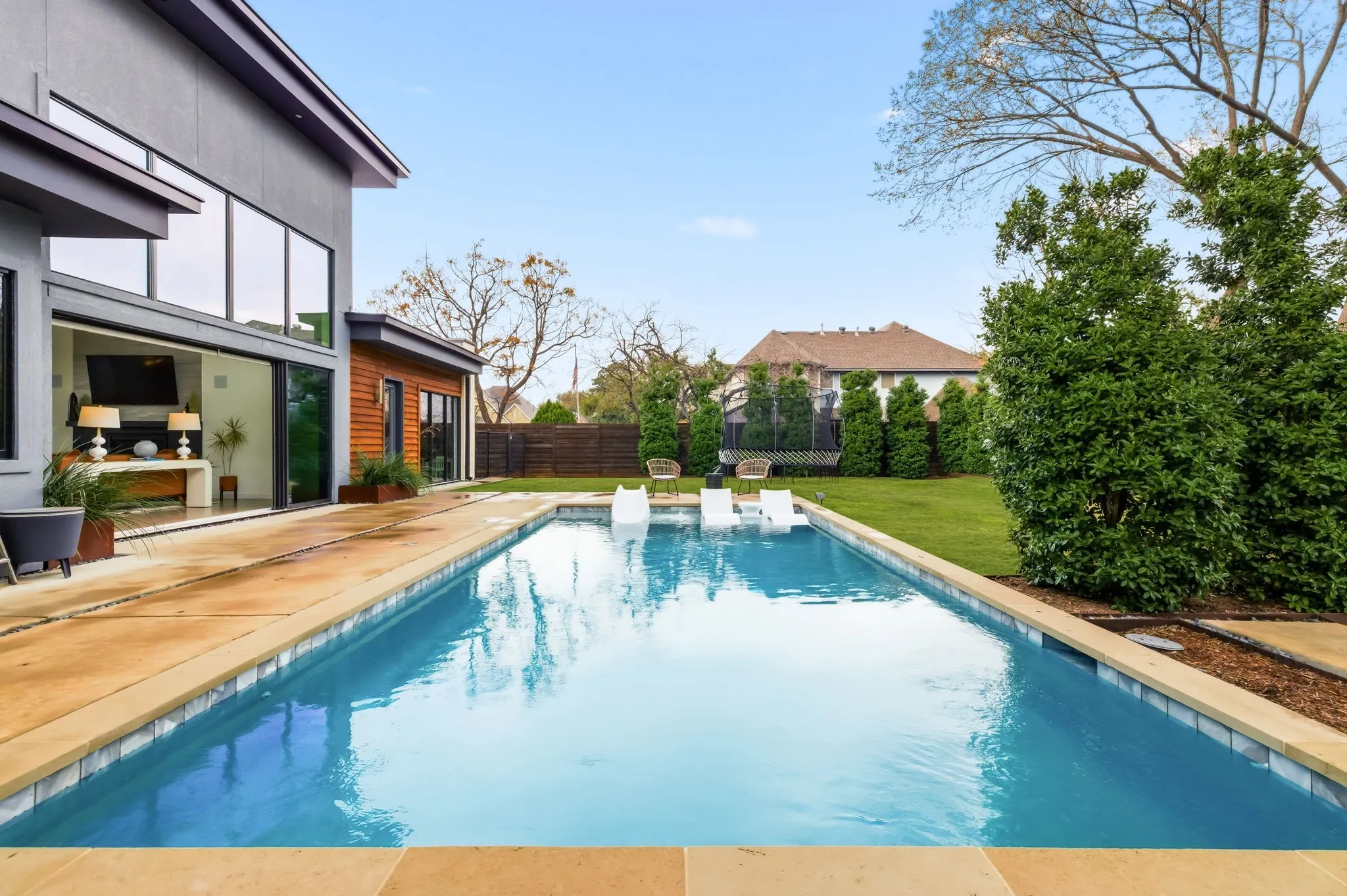 Single Family Residence For Sale in Dallas County , 9360 Lakemont Drive, Dallas, Texas 75220, 5 Bedroom, 5 Bathroom, 4 Garage spaces, 4,981 Sqft, built in 2019, mls#21392900, Real Estate Agent in Dallas, Homes For Sale in Dallas county, Homes For Sale in Dallas, Realtor in Dallas Texas, Real Estate Brokerage Independent Realty Texas, Luminita Cordes Realtor