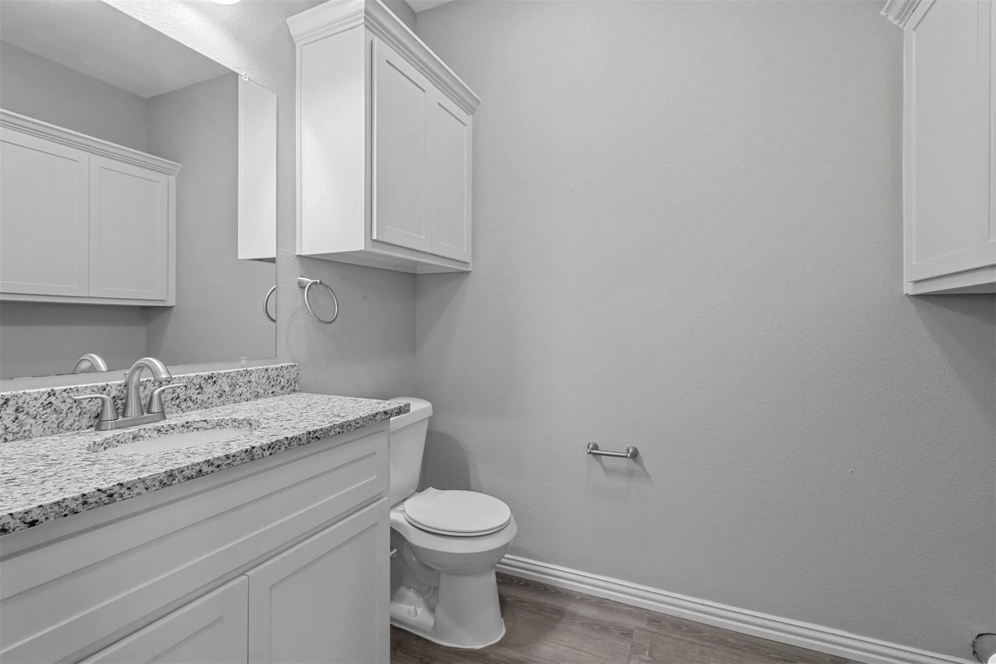 Duplex For Rent in Grayson County , 525-527 E Ball Street 525, Tom Bean, Texas 75489, 3 Bedroom, 3 Bathroom, Garage spaces, 1,424 Sqft, built in 2023, mls#21392903, Real Estate Agent in Tom Bean, Homes For Rent in Grayson county, Homes For Rent in Tom Bean, Realtor in Tom Bean Texas, Real Estate Brokerage Independent Realty Texas, Luminita Cordes Realtor