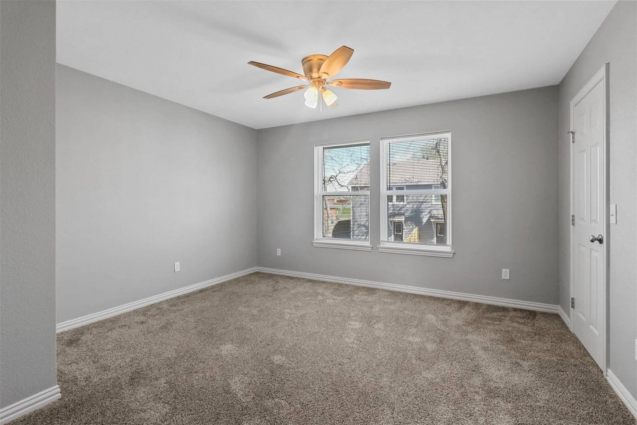 Duplex For Rent in Grayson County , 525-527 E Ball Street 525, Tom Bean, Texas 75489, 3 Bedroom, 3 Bathroom, Garage spaces, 1,424 Sqft, built in 2023, mls#21392903, Real Estate Agent in Tom Bean, Homes For Rent in Grayson county, Homes For Rent in Tom Bean, Realtor in Tom Bean Texas, Real Estate Brokerage Independent Realty Texas, Luminita Cordes Realtor