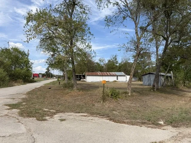 Improved Land For Sale in Limestone County , 406 Whitt Street, Groesbeck, Texas 76642, 0, 0, Garage spaces, 0 Sqft, built in 0, mls#21392731, Real Estate Agent in Groesbeck, Homes For Sale in Limestone county, Homes For Sale in Groesbeck, Realtor in Groesbeck Texas, Real Estate Brokerage Independent Realty Texas, Luminita Cordes Realtor