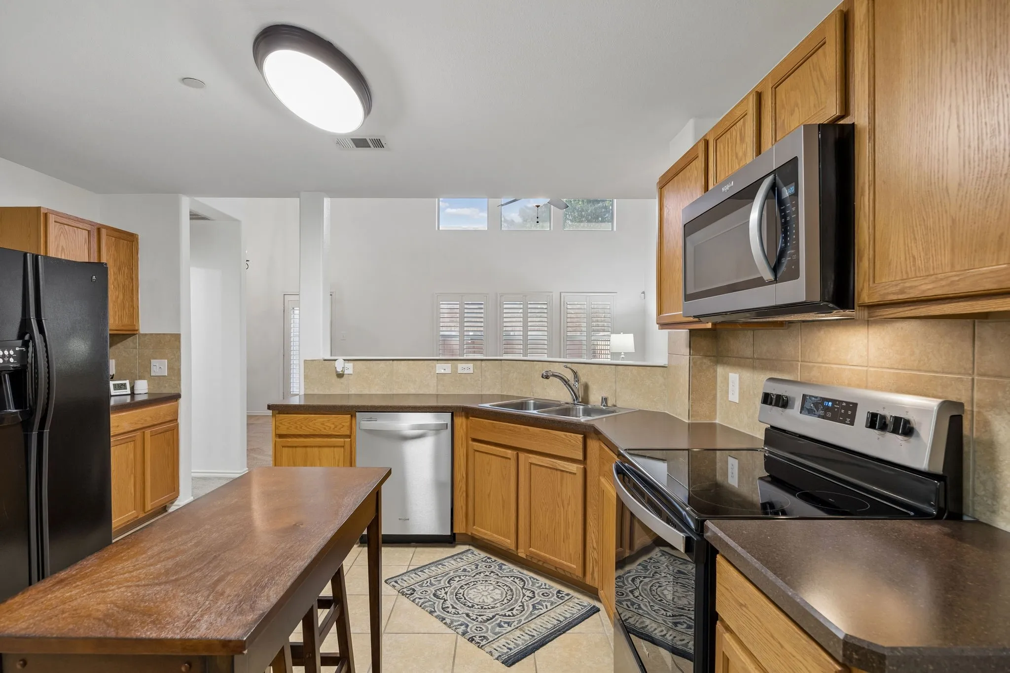 Townhouse For Sale in Collin County , 10187 Summit Run Drive, Frisco, Texas 75035, 3 Bedroom, 3 Bathroom, 2 Garage spaces, 1,706 Sqft, built in 2005, mls#21380304, Real Estate Agent in Frisco, Homes For Sale in Collin county, Homes For Sale in Frisco, Realtor in Frisco Texas, Real Estate Brokerage Independent Realty Texas, Luminita Cordes Realtor